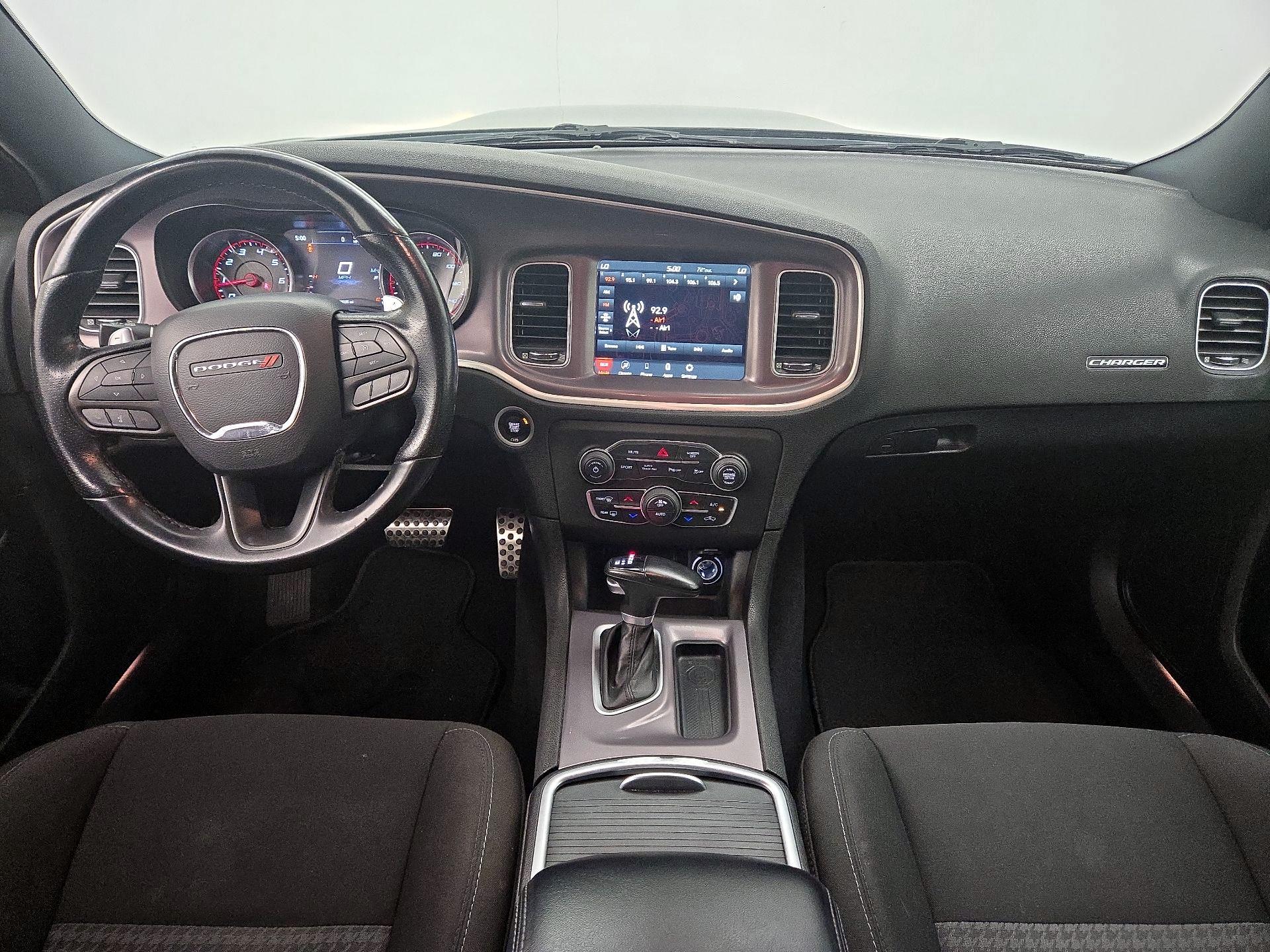 Thumbnail: 2022 Dodge Charger - 9