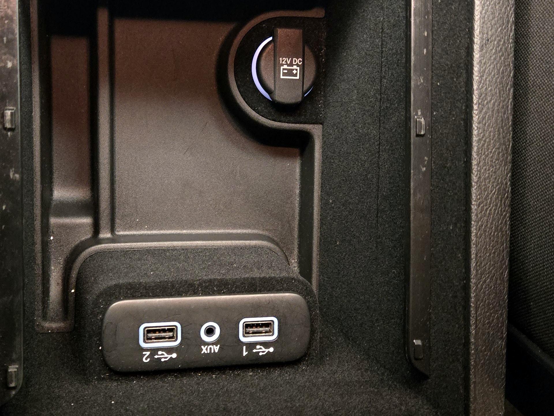 Thumbnail: 2022 Dodge Charger - 18