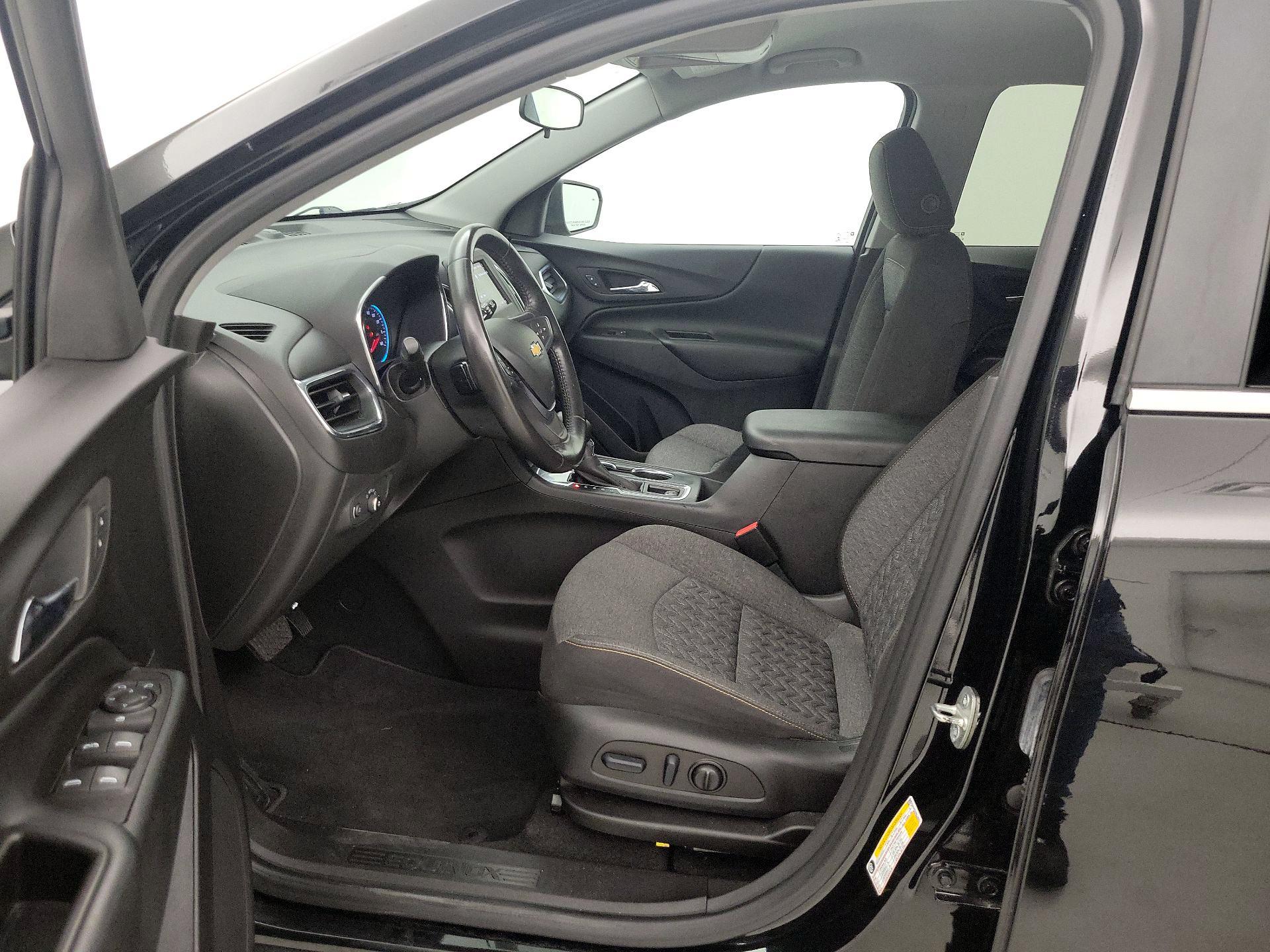 Thumbnail: 2022 Chevrolet Equinox - 11