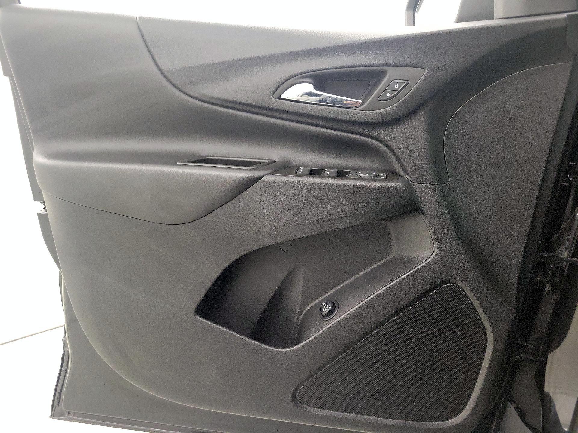 Thumbnail: 2022 Chevrolet Equinox - 12