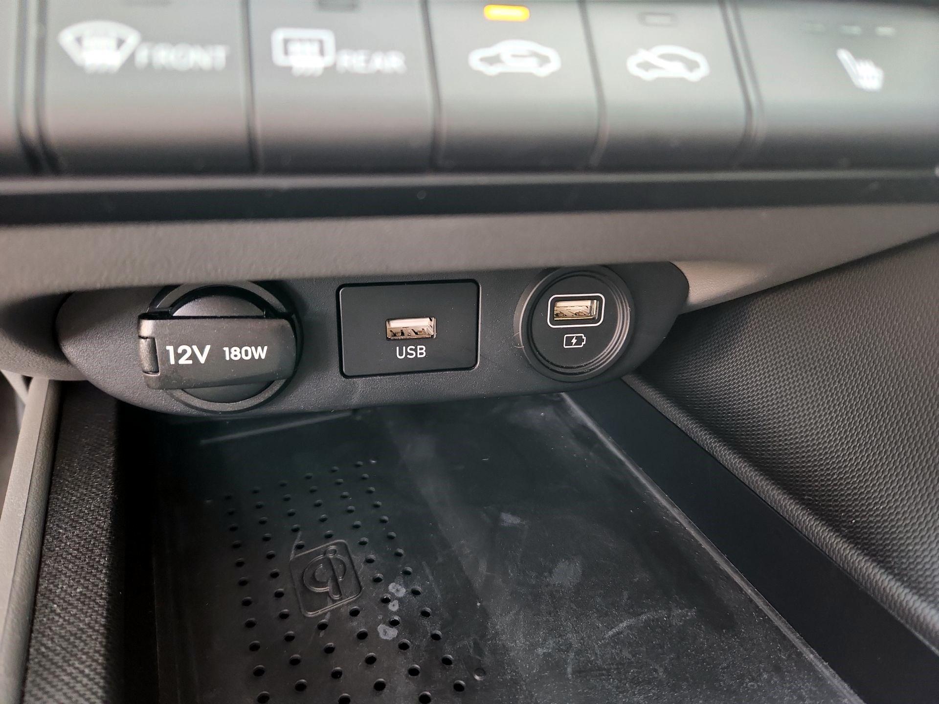 Thumbnail: 2023 Hyundai Elantra - 17