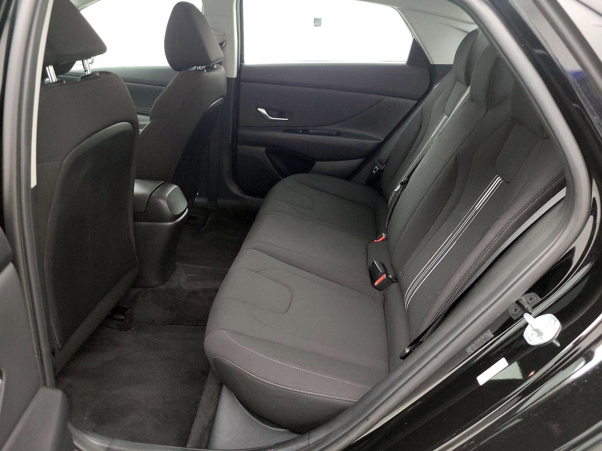 Thumbnail: 2023 Hyundai Elantra - 20