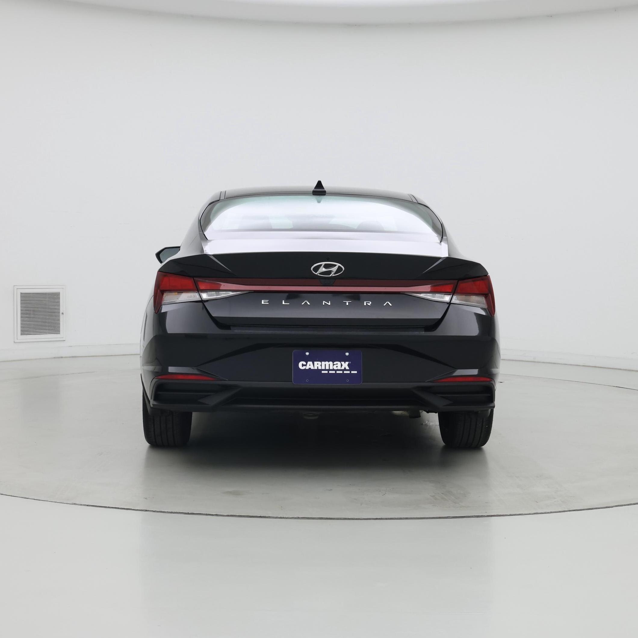 Thumbnail: 2023 Hyundai Elantra - 6