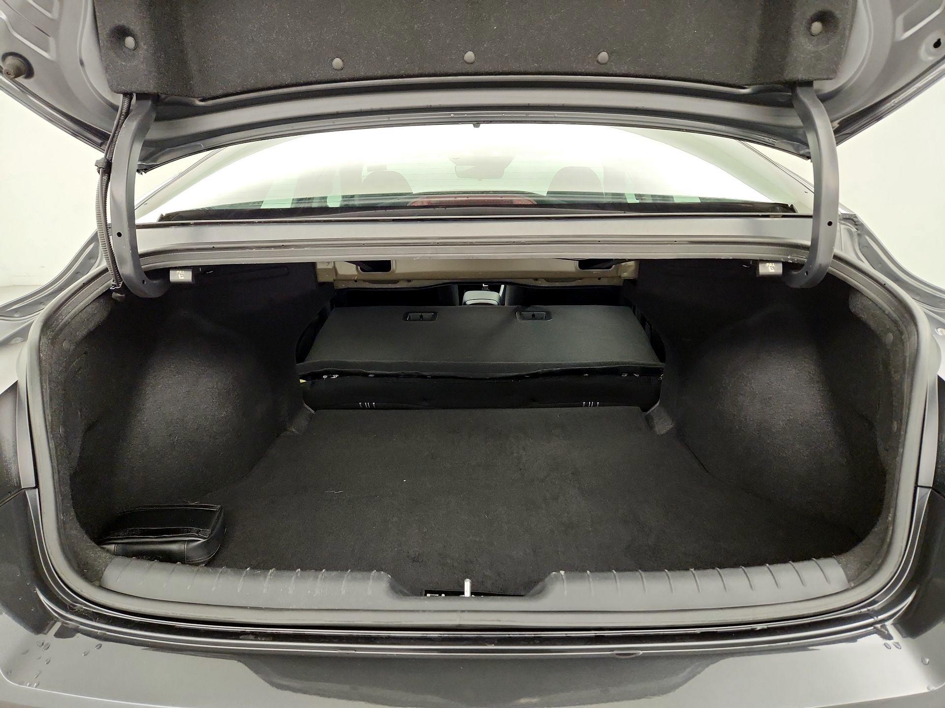 Thumbnail: 2023 Hyundai Elantra - 20