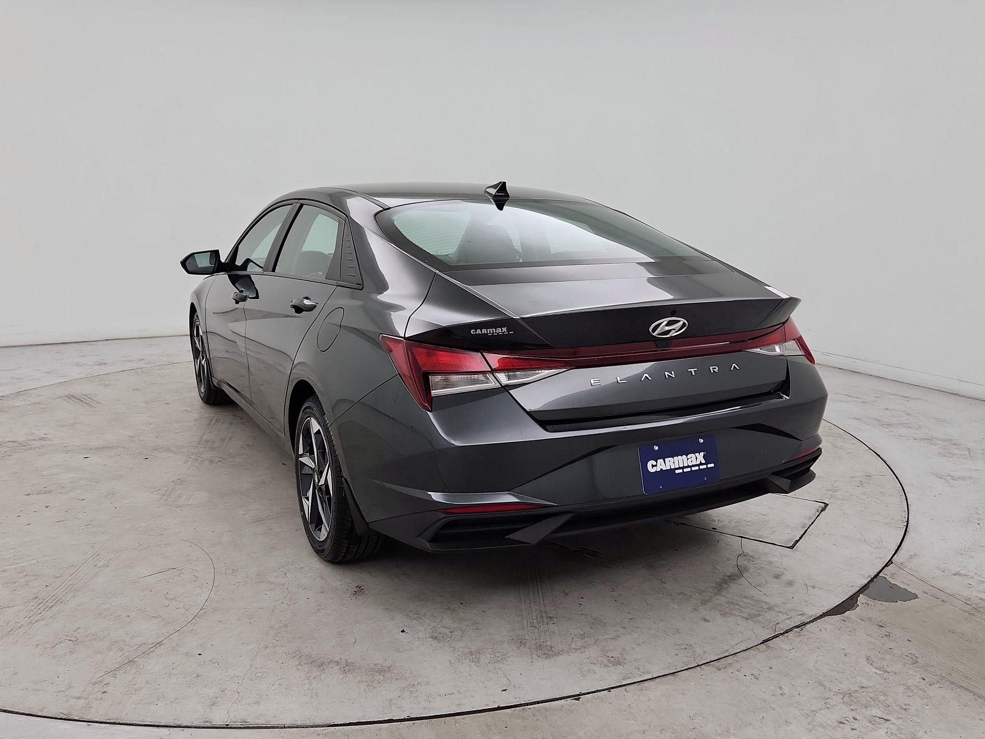 Thumbnail: 2023 Hyundai Elantra - 7