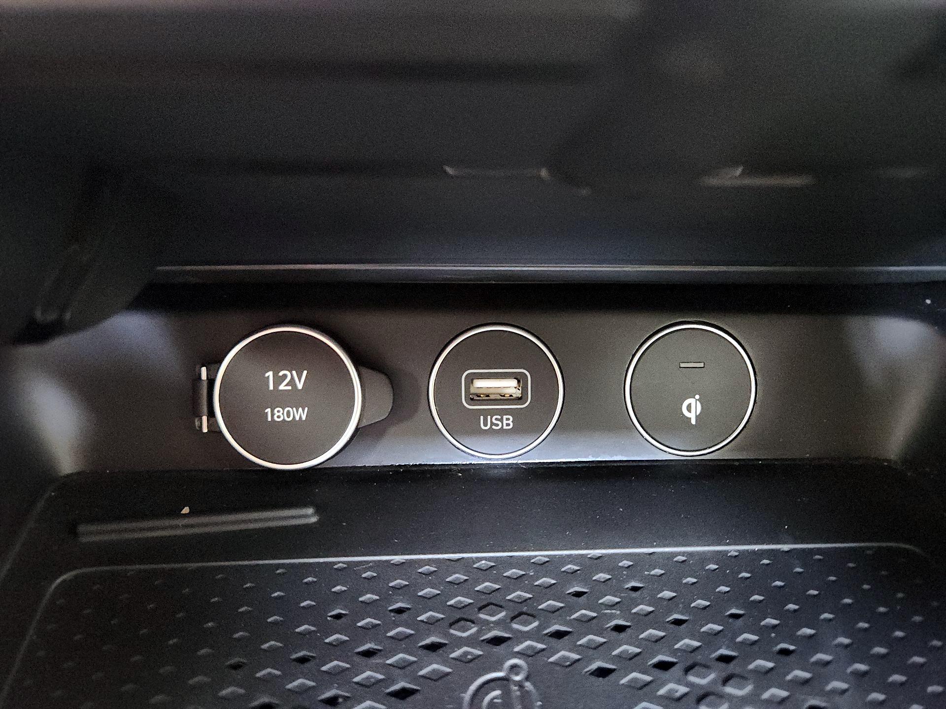 Thumbnail: 2023 Genesis G70 - 19