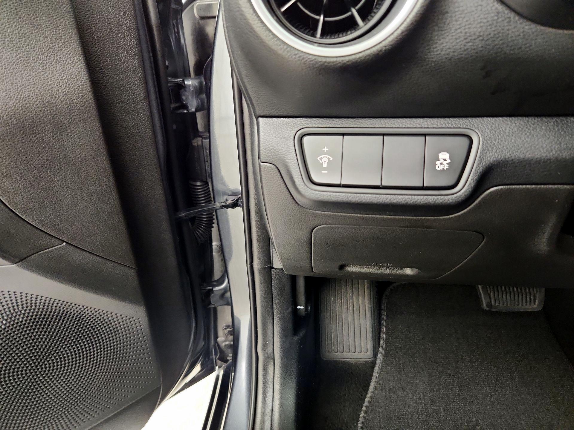 Thumbnail: 2023 Kia Forte - 11