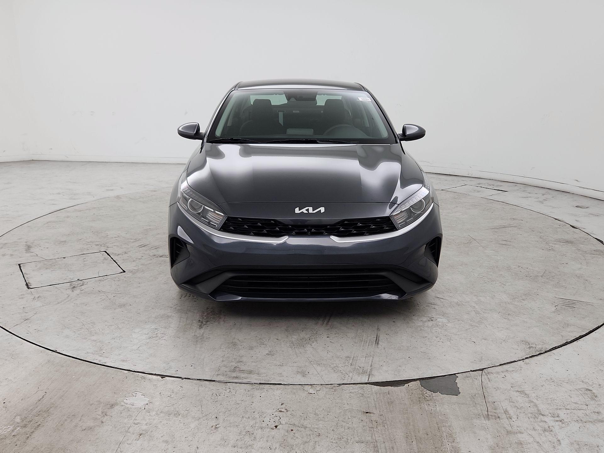 Thumbnail: 2023 Kia Forte - 2