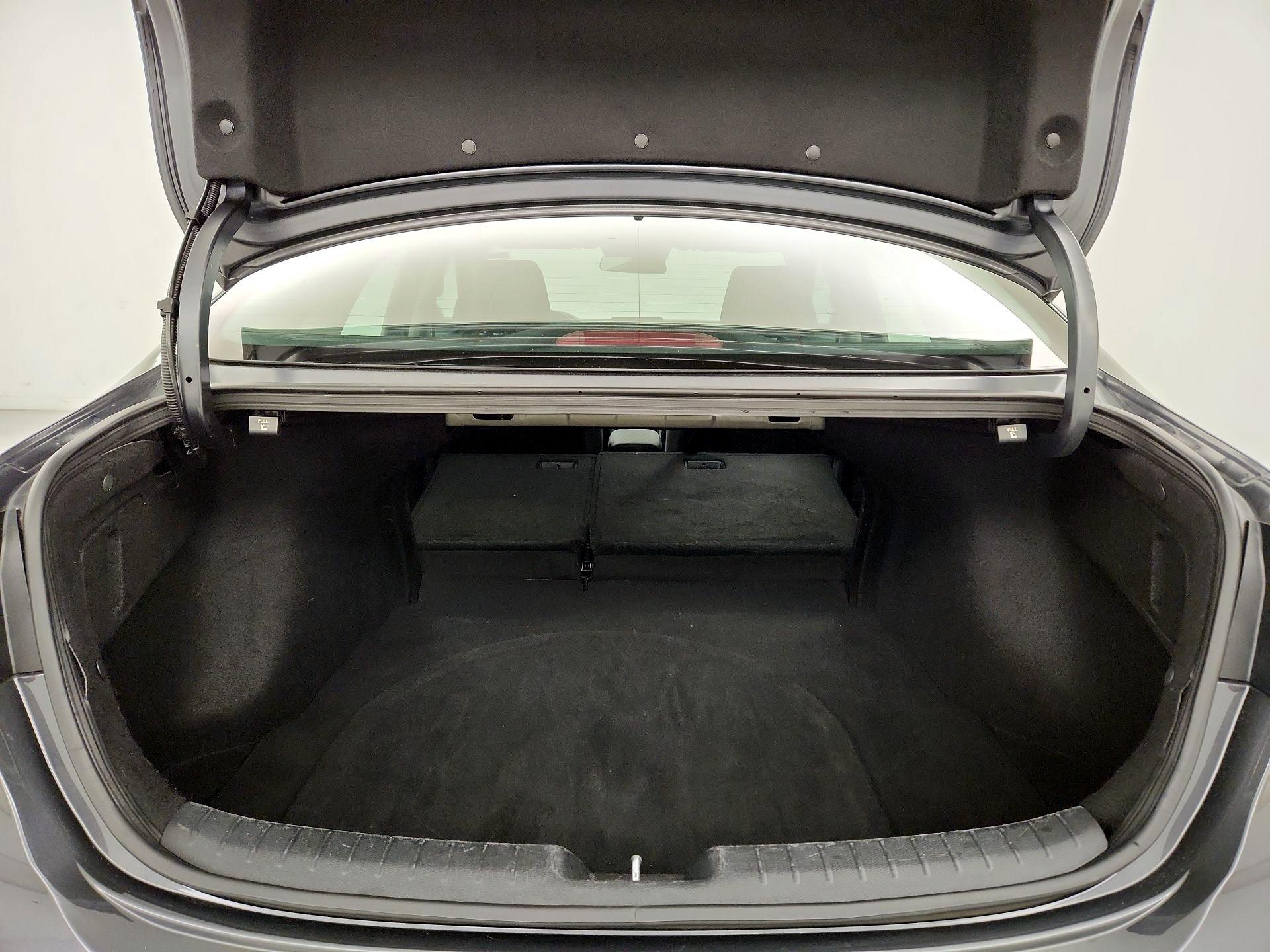 Thumbnail: 2023 Kia Forte - 19