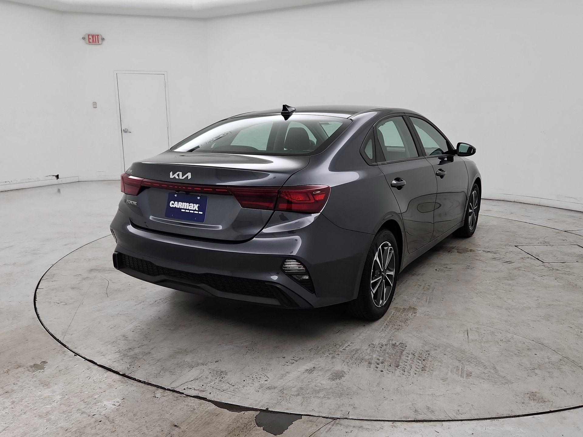 Thumbnail: 2023 Kia Forte - 5