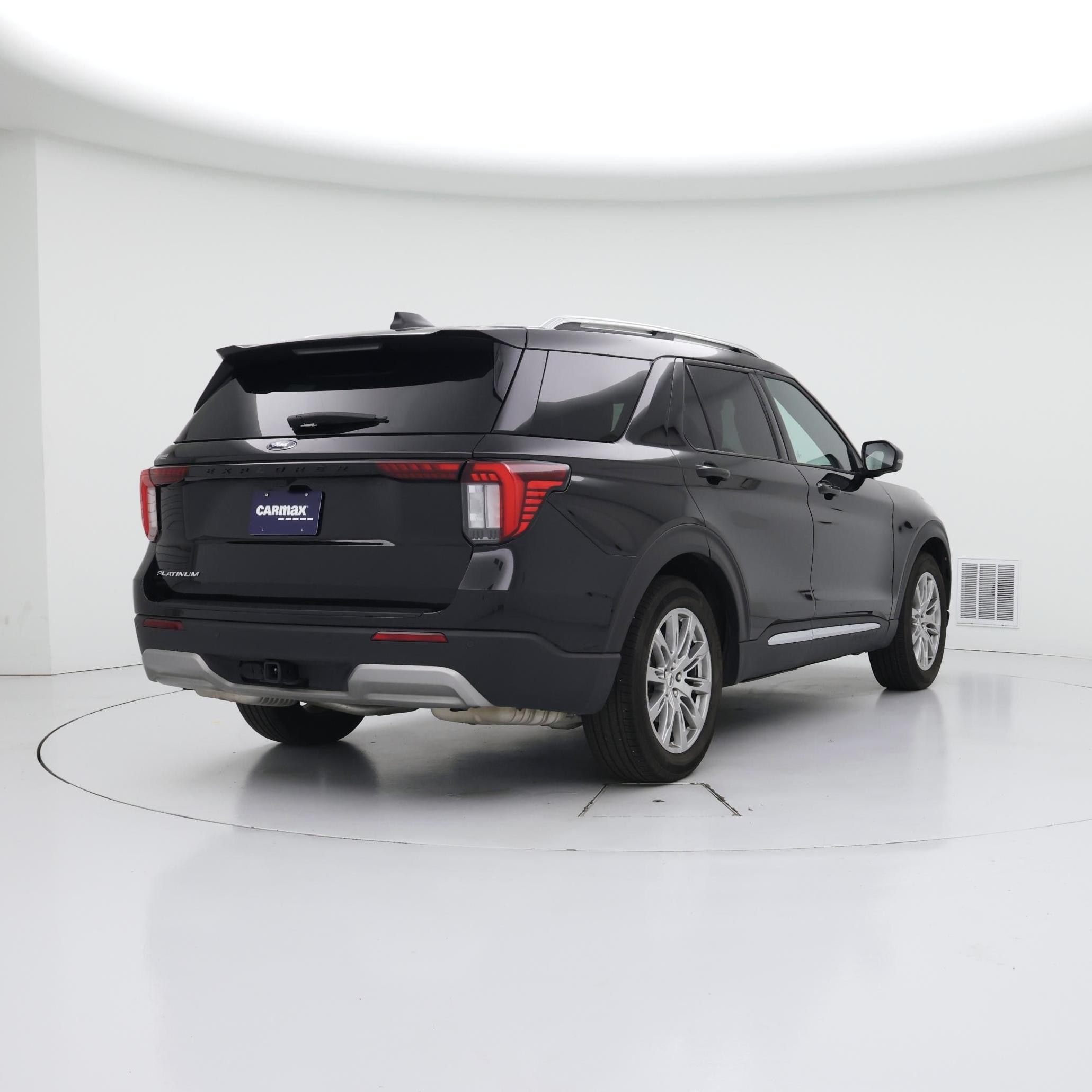 Thumbnail: 2025 Ford Explorer - 8