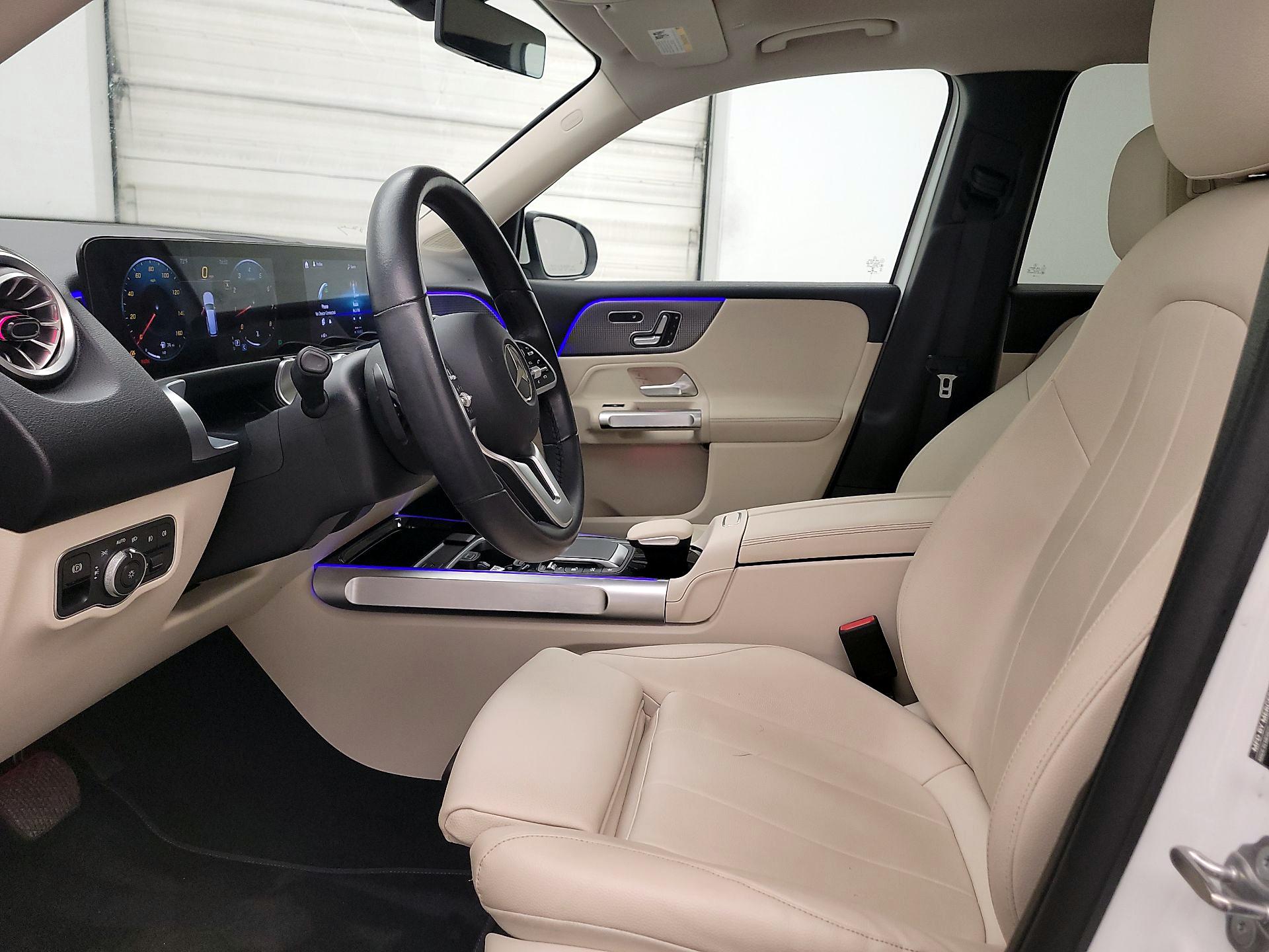 Thumbnail: 2022 Mercedes-Benz GLB - 11