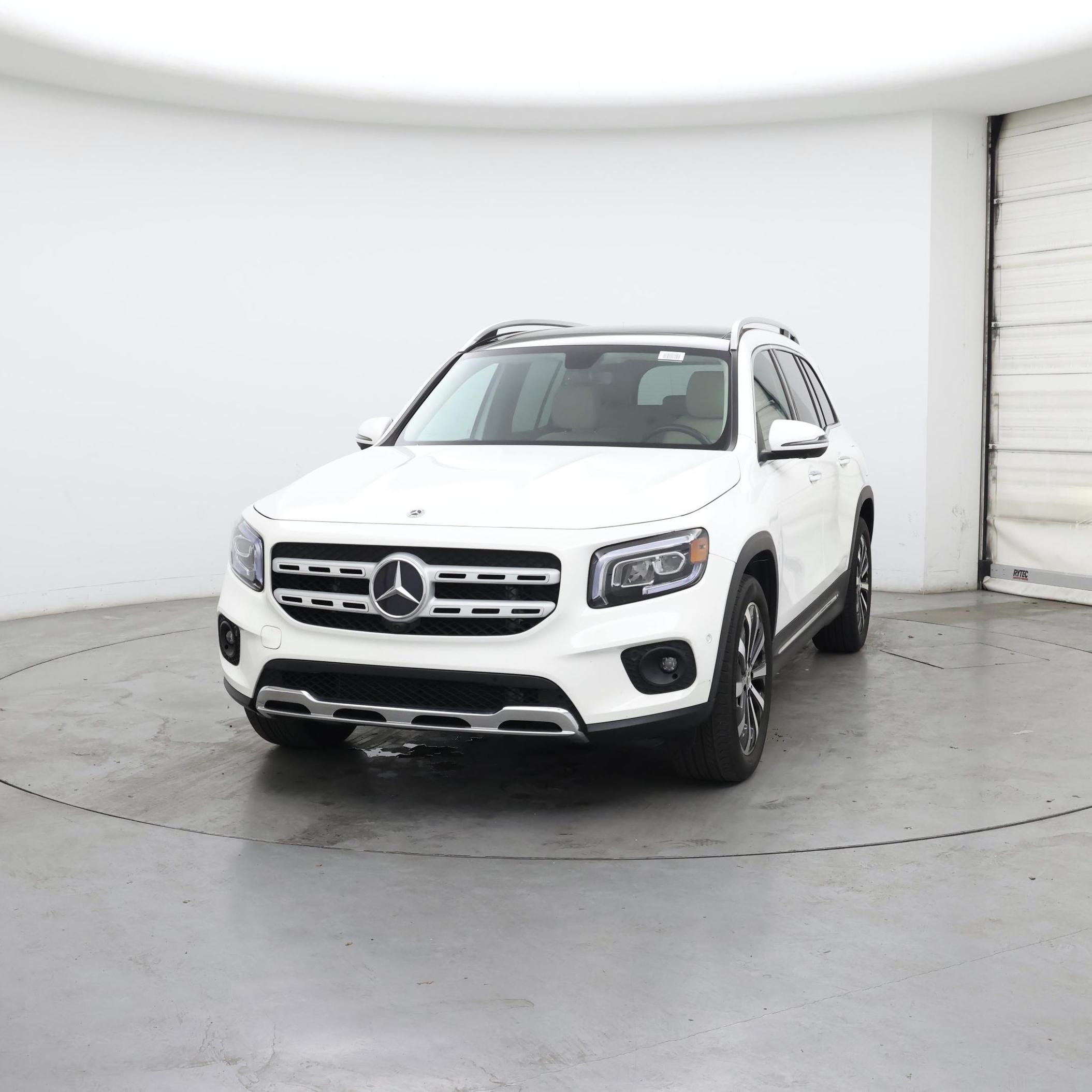 Thumbnail: 2022 Mercedes-Benz GLB - 4