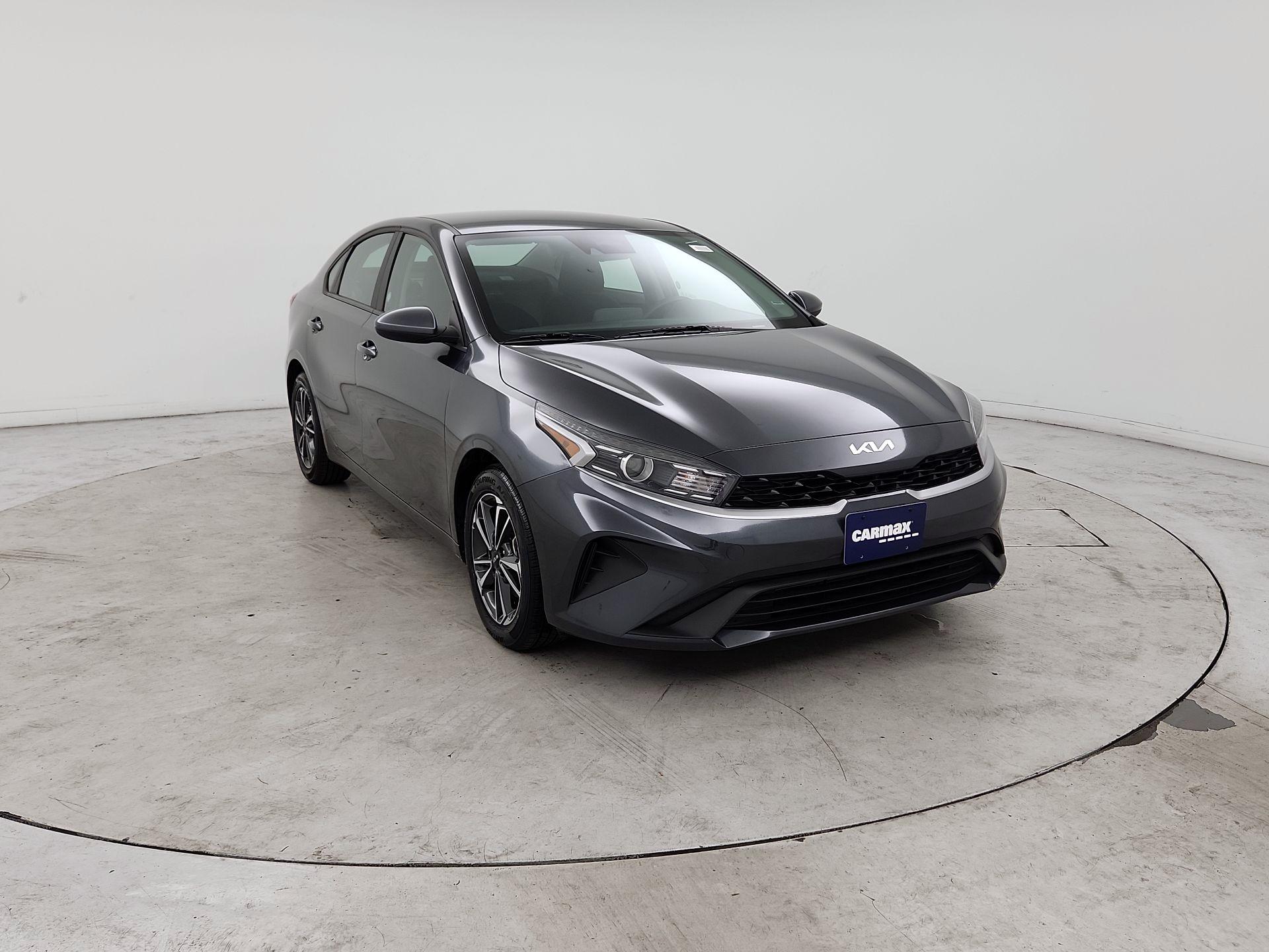 Thumbnail: 2024 Kia Forte - 1