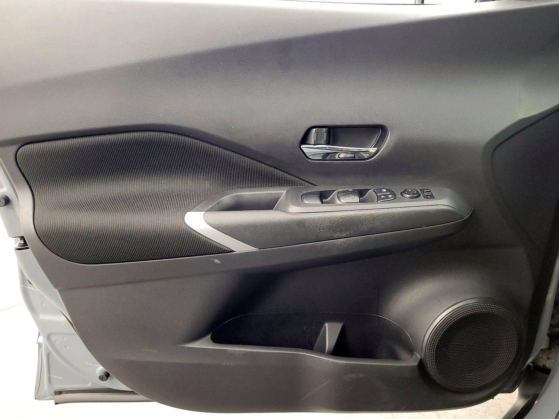 Thumbnail: 2023 Nissan Kicks - 12