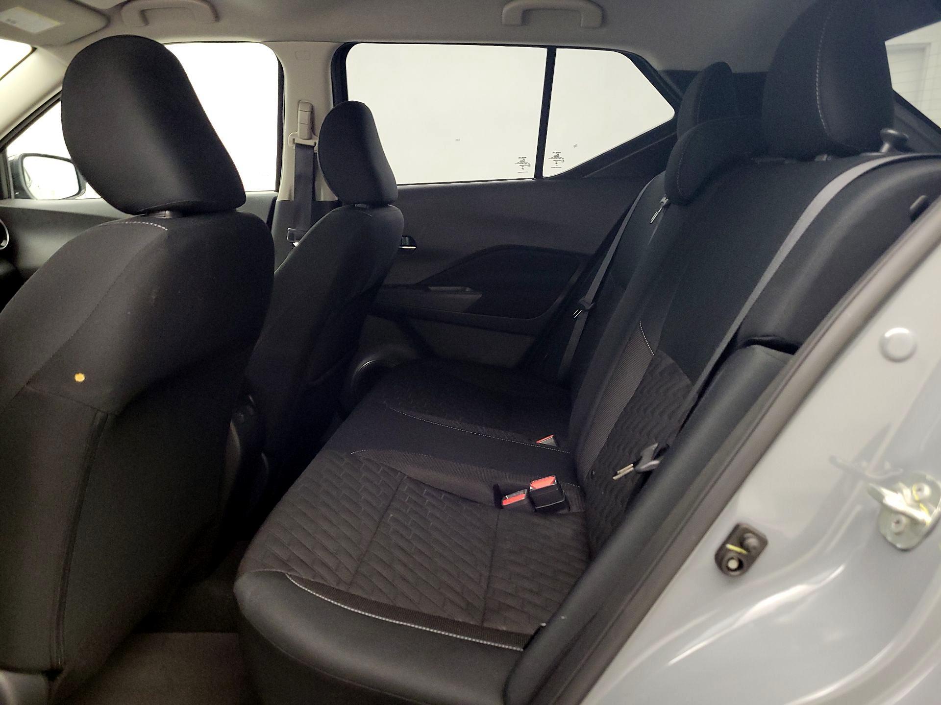 Thumbnail: 2023 Nissan Kicks - 18