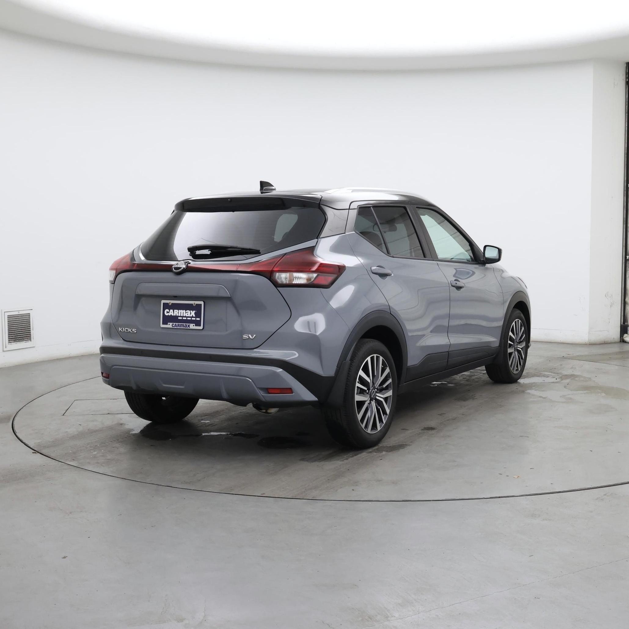 Thumbnail: 2023 Nissan Kicks - 8