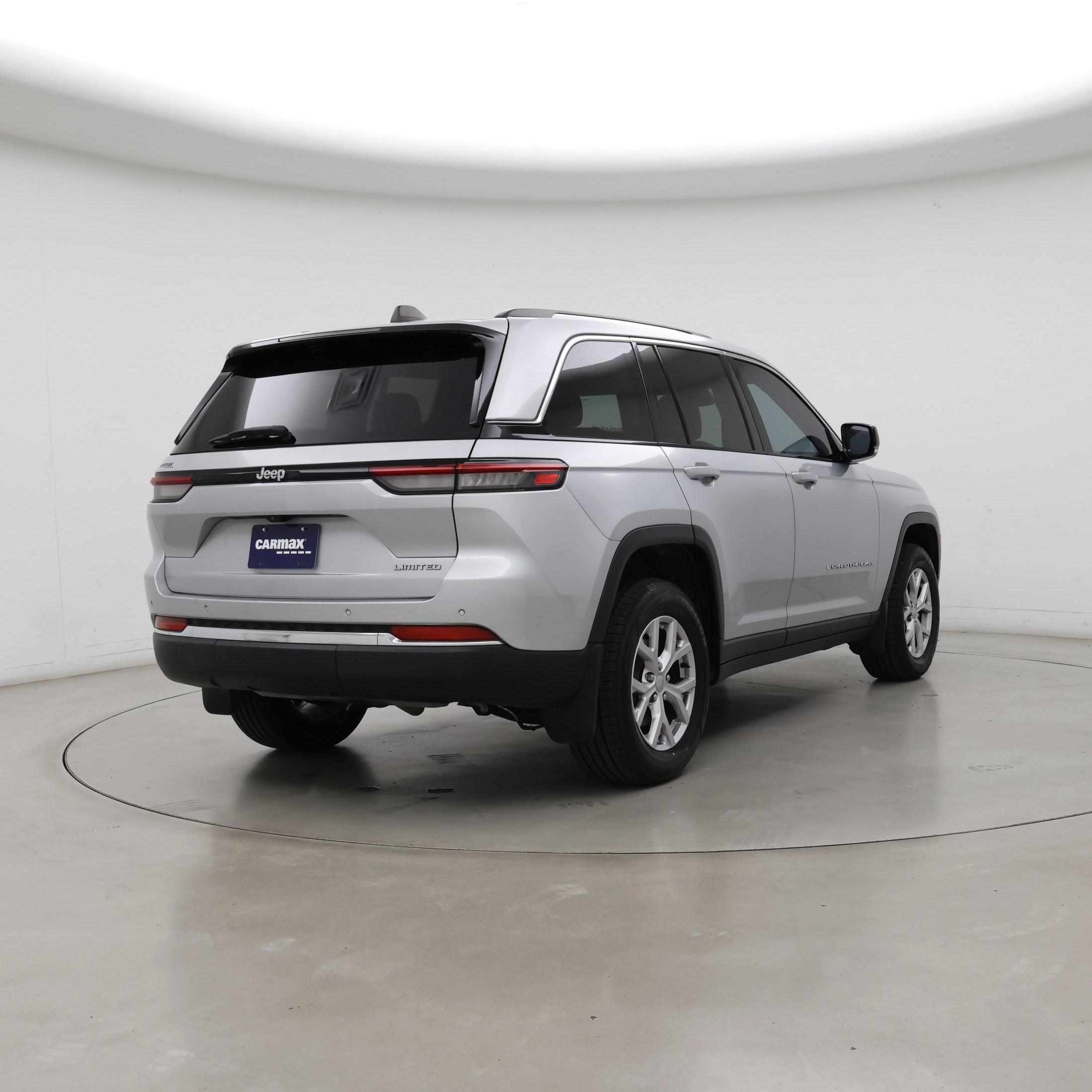 Thumbnail: 2022 Jeep Grand Cherokee - 8