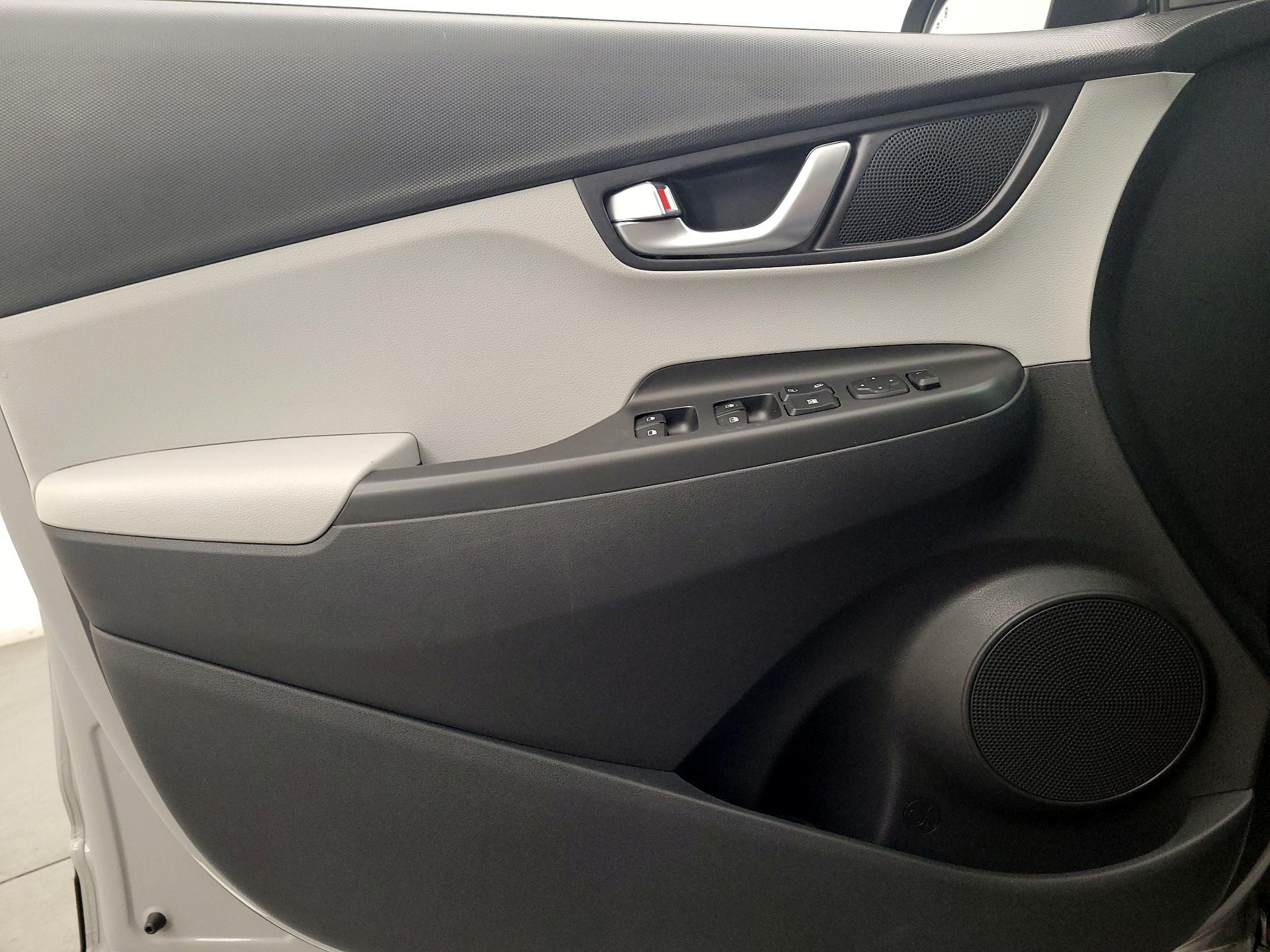 Thumbnail: 2023 Hyundai Kona - 12