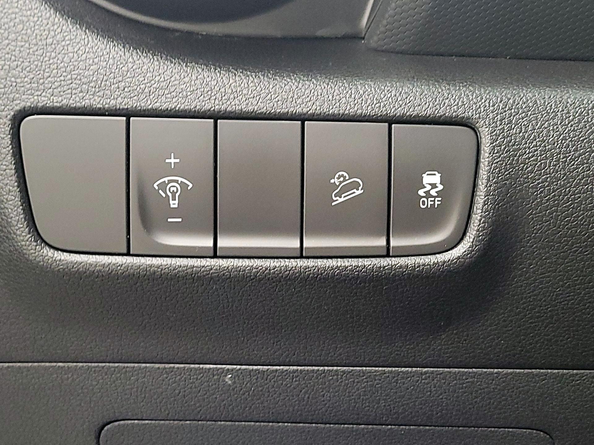 Thumbnail: 2023 Hyundai Kona - 13