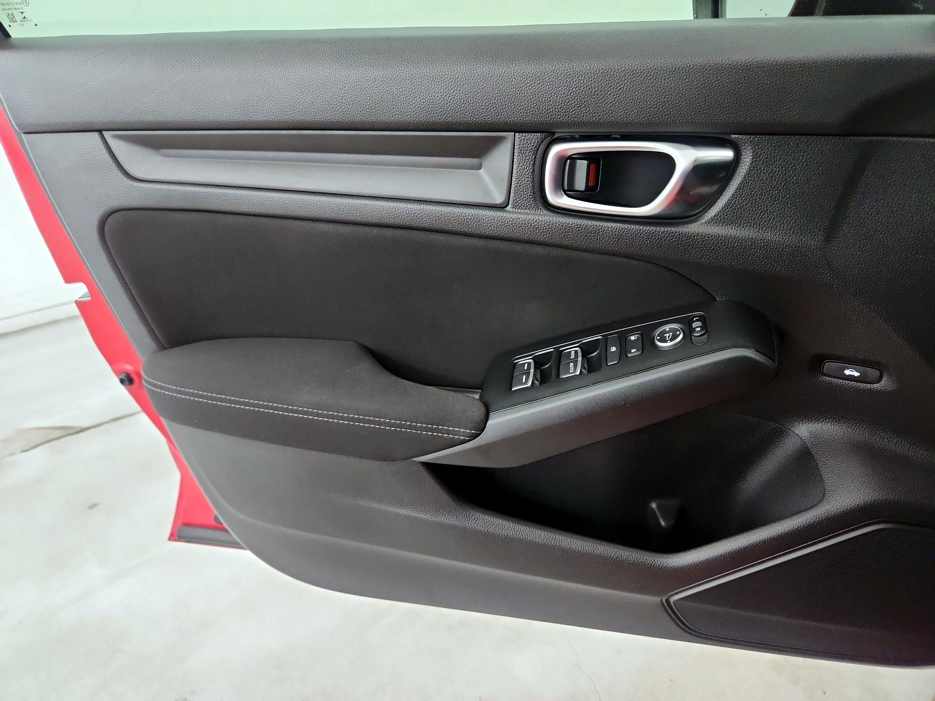 Thumbnail: 2023 Honda Civic - 12