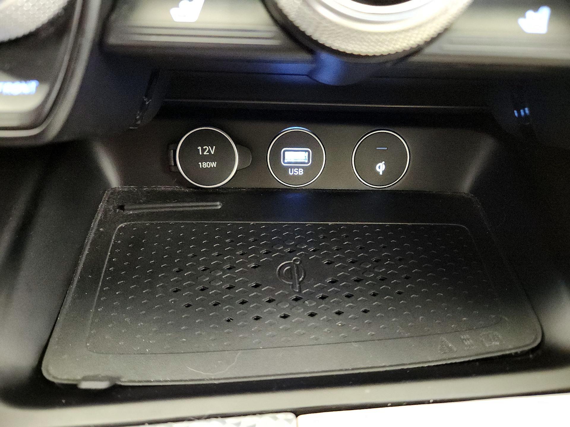 Thumbnail: 2023 Genesis G70 - 17