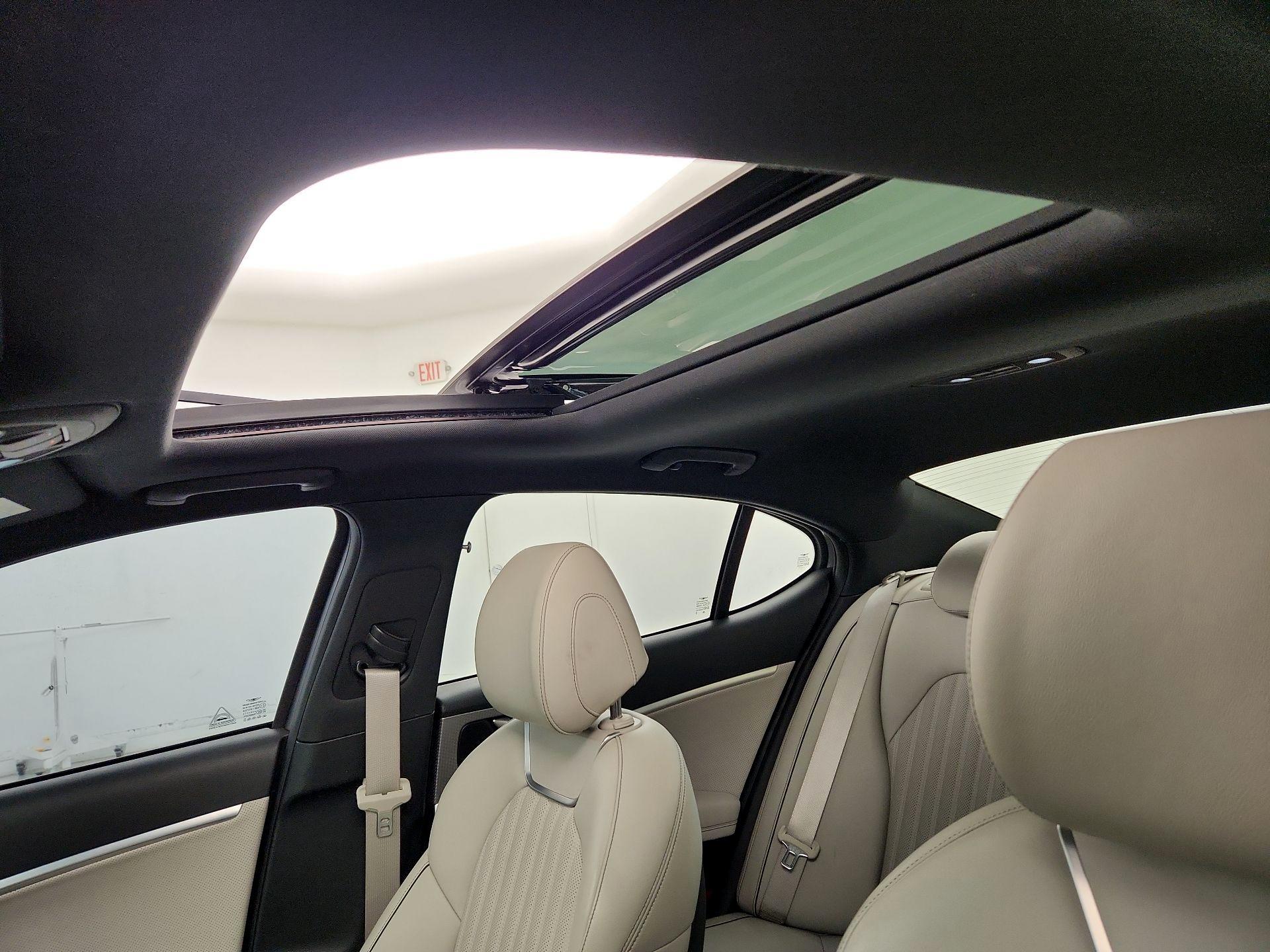 Thumbnail: 2023 Genesis G70 - 18