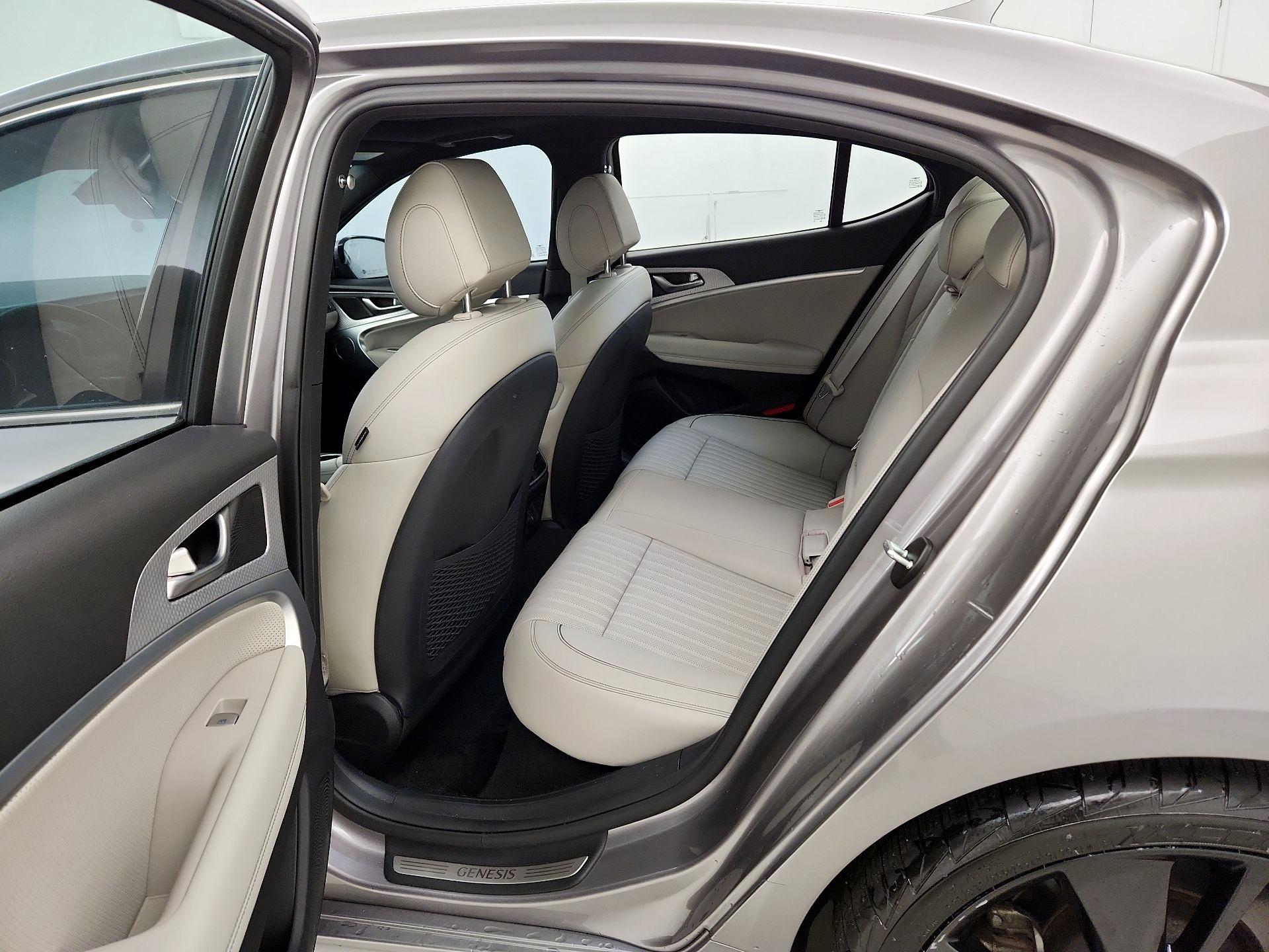 Thumbnail: 2023 Genesis G70 - 19