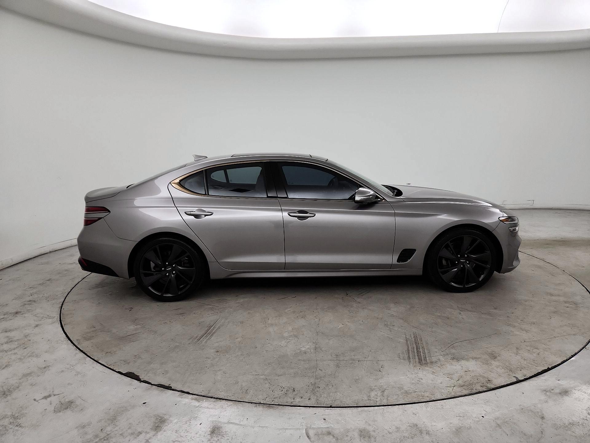 Thumbnail: 2023 Genesis G70 - 4