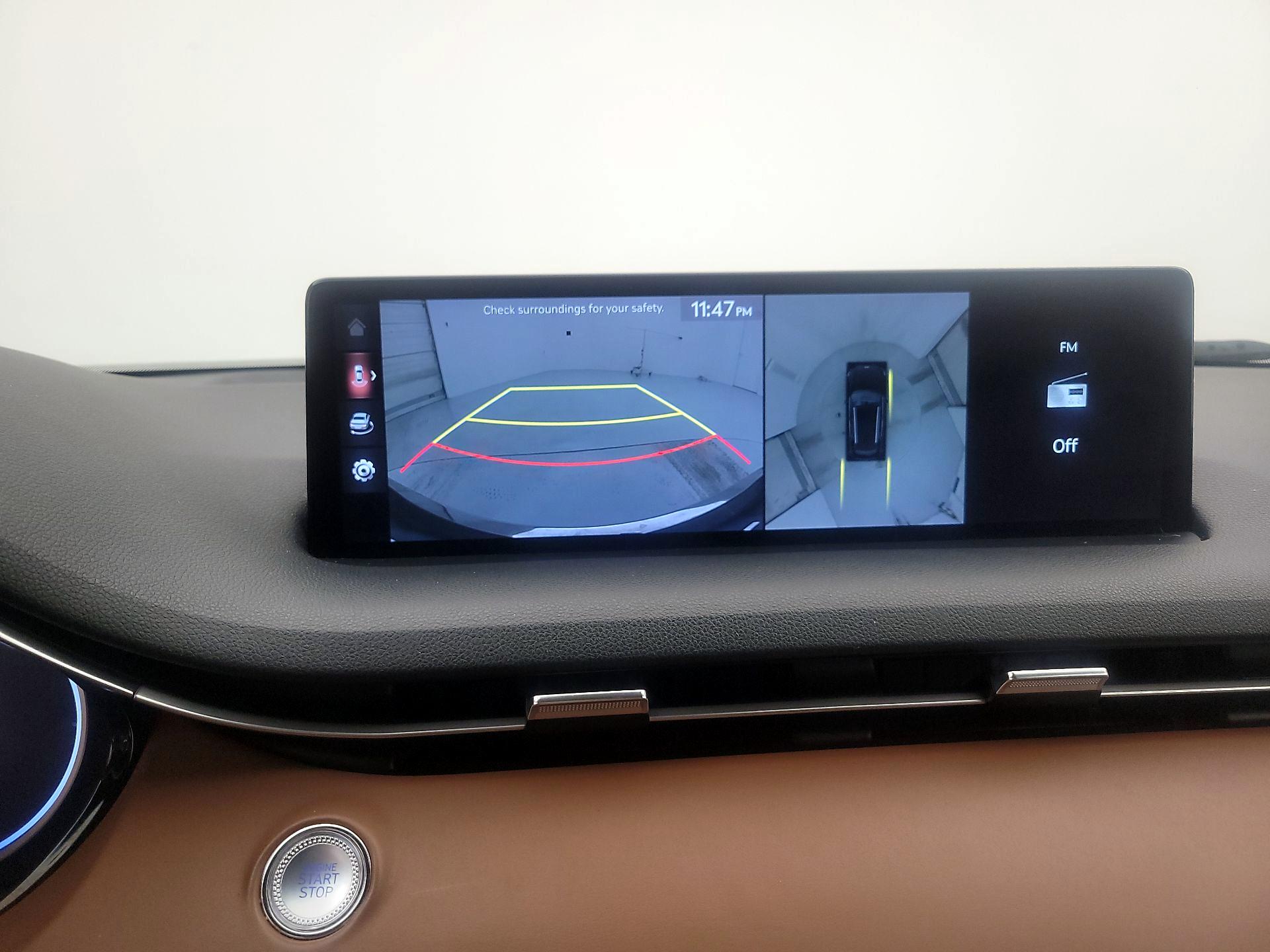 Thumbnail: 2025 Genesis GV70 - 14