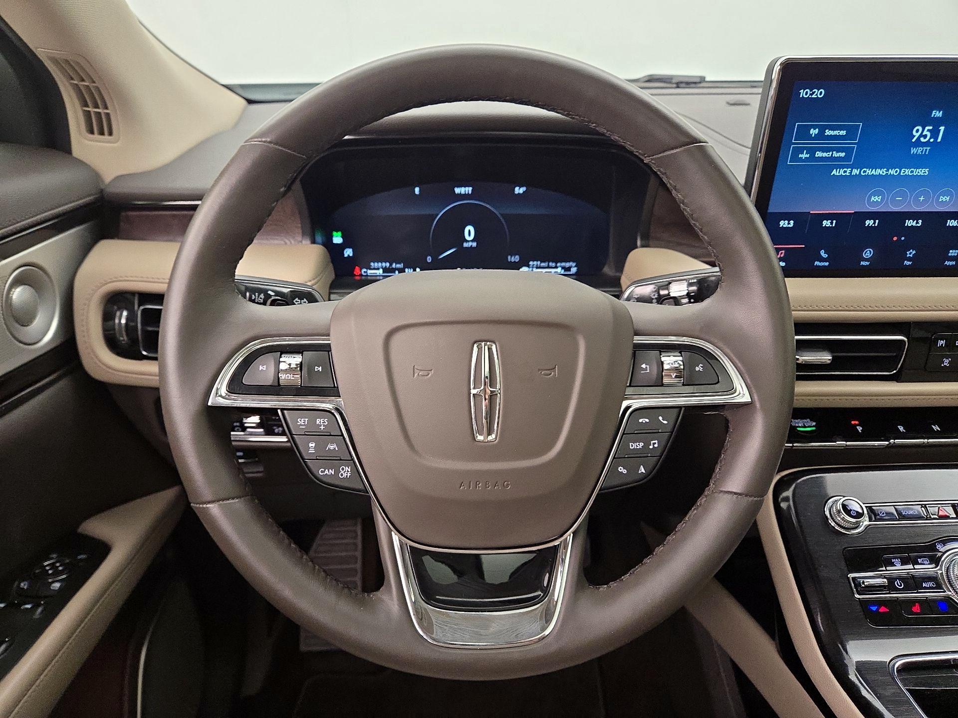 Thumbnail: 2022 Lincoln Nautilus - 10