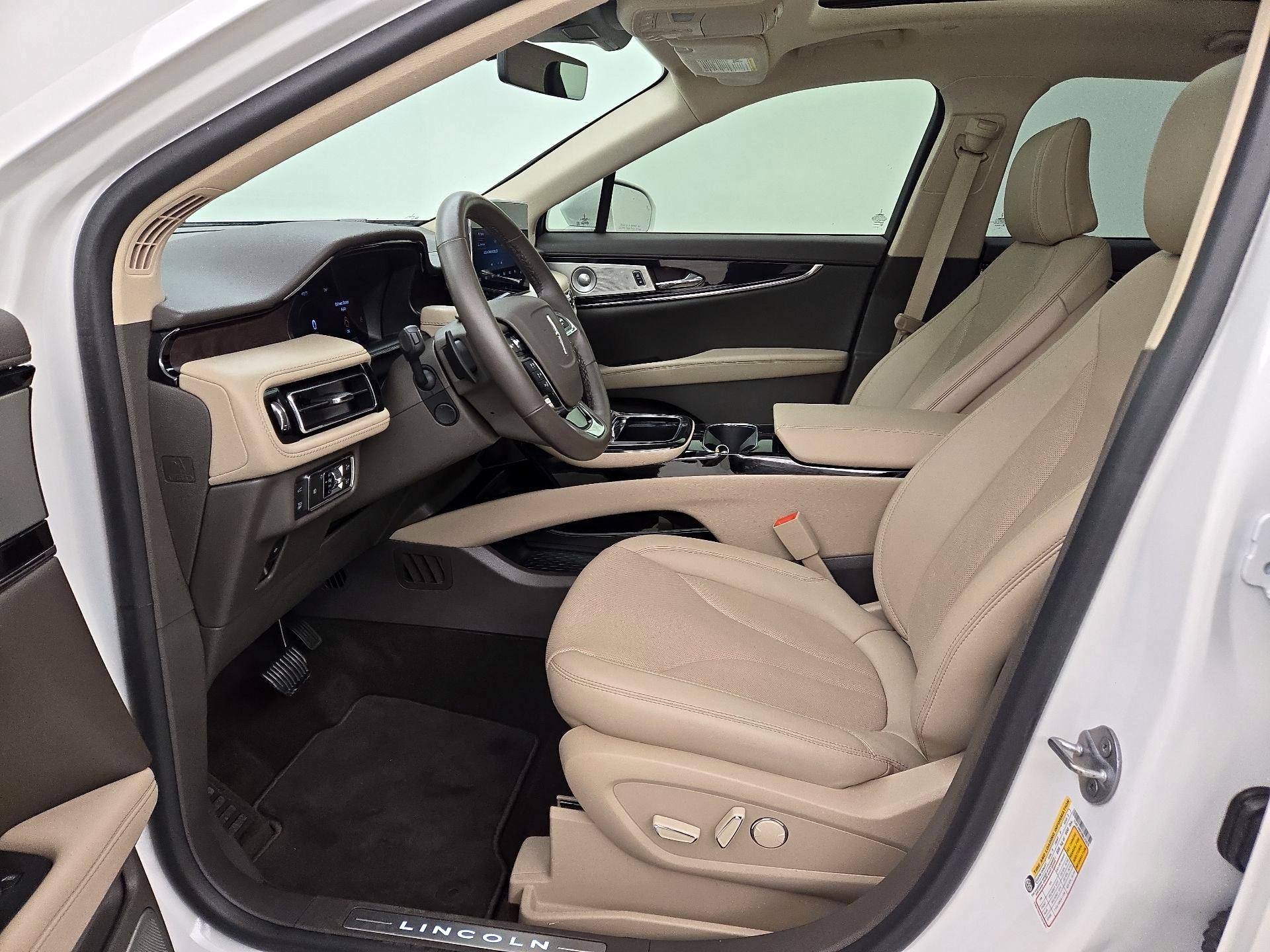 Thumbnail: 2022 Lincoln Nautilus - 11