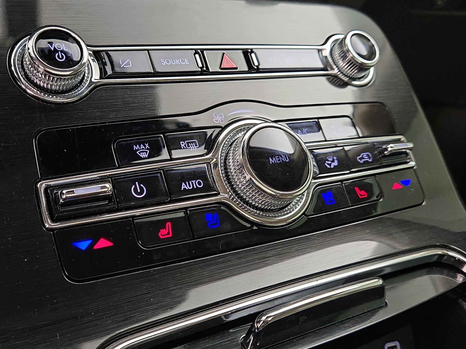 Thumbnail: 2022 Lincoln Nautilus - 16