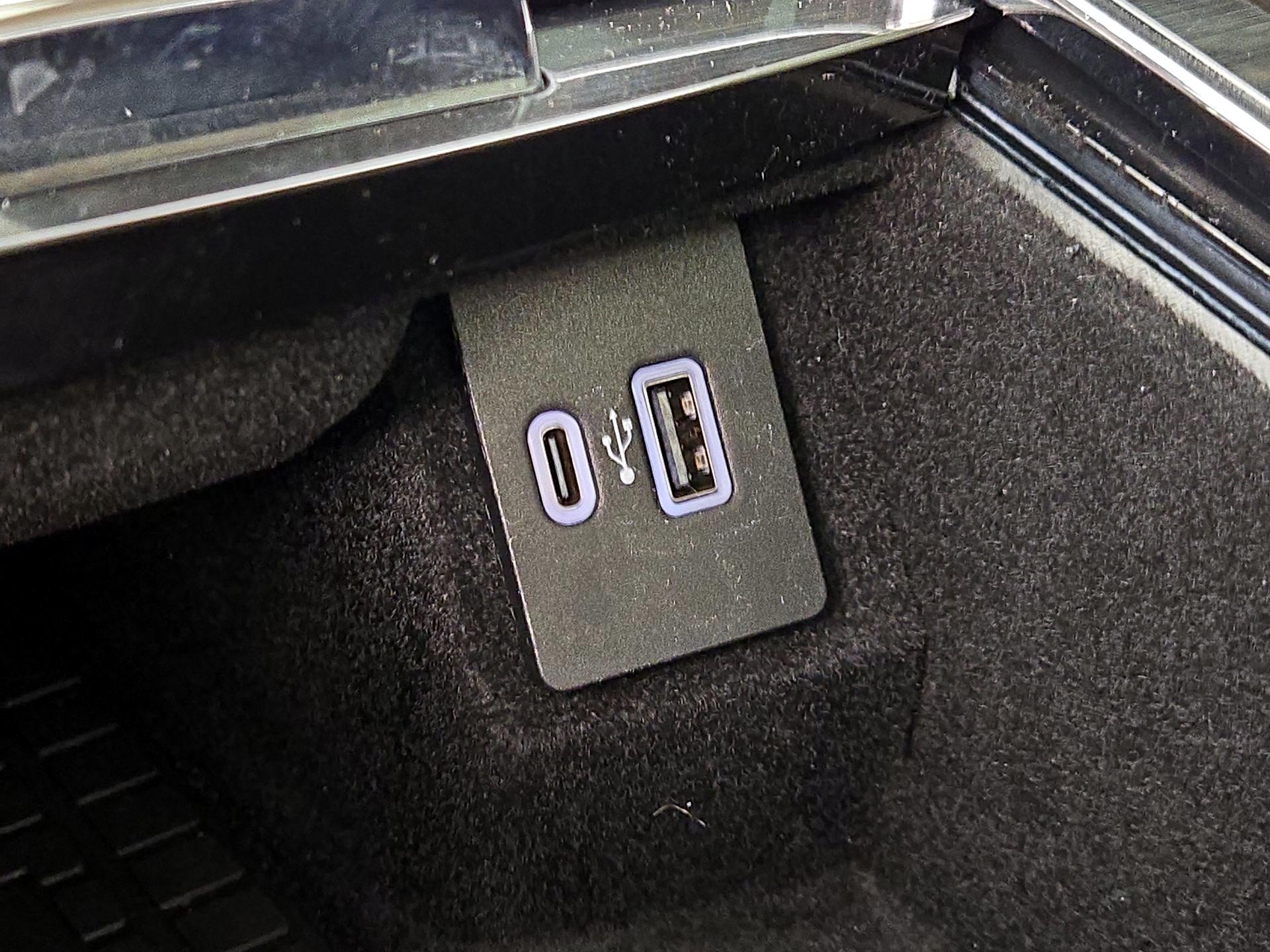 Thumbnail: 2022 Lincoln Nautilus - 18