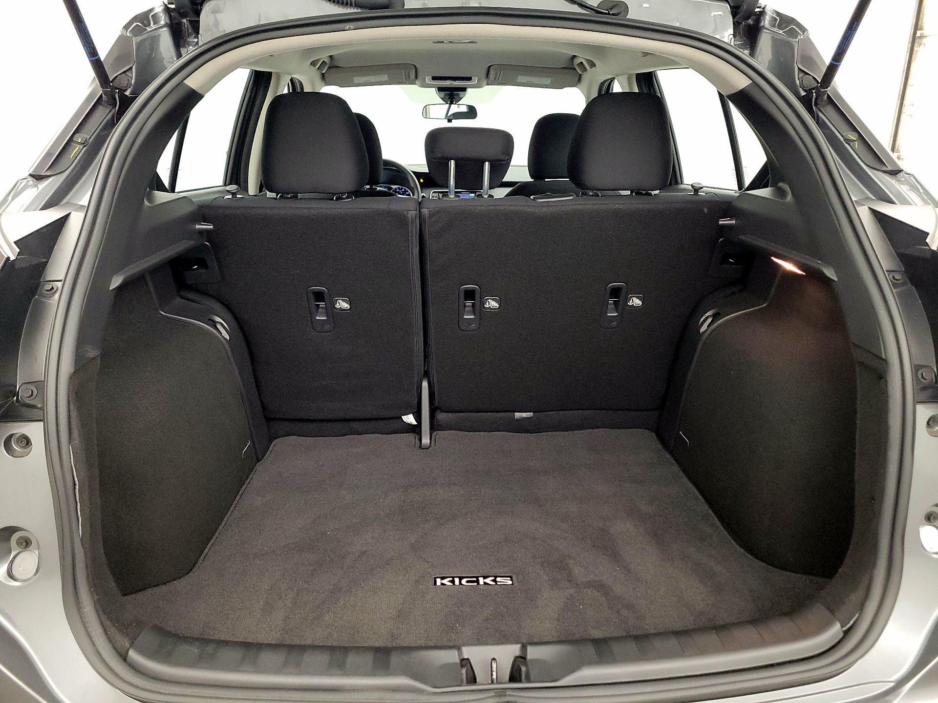 Thumbnail: 2023 Nissan Kicks - 20