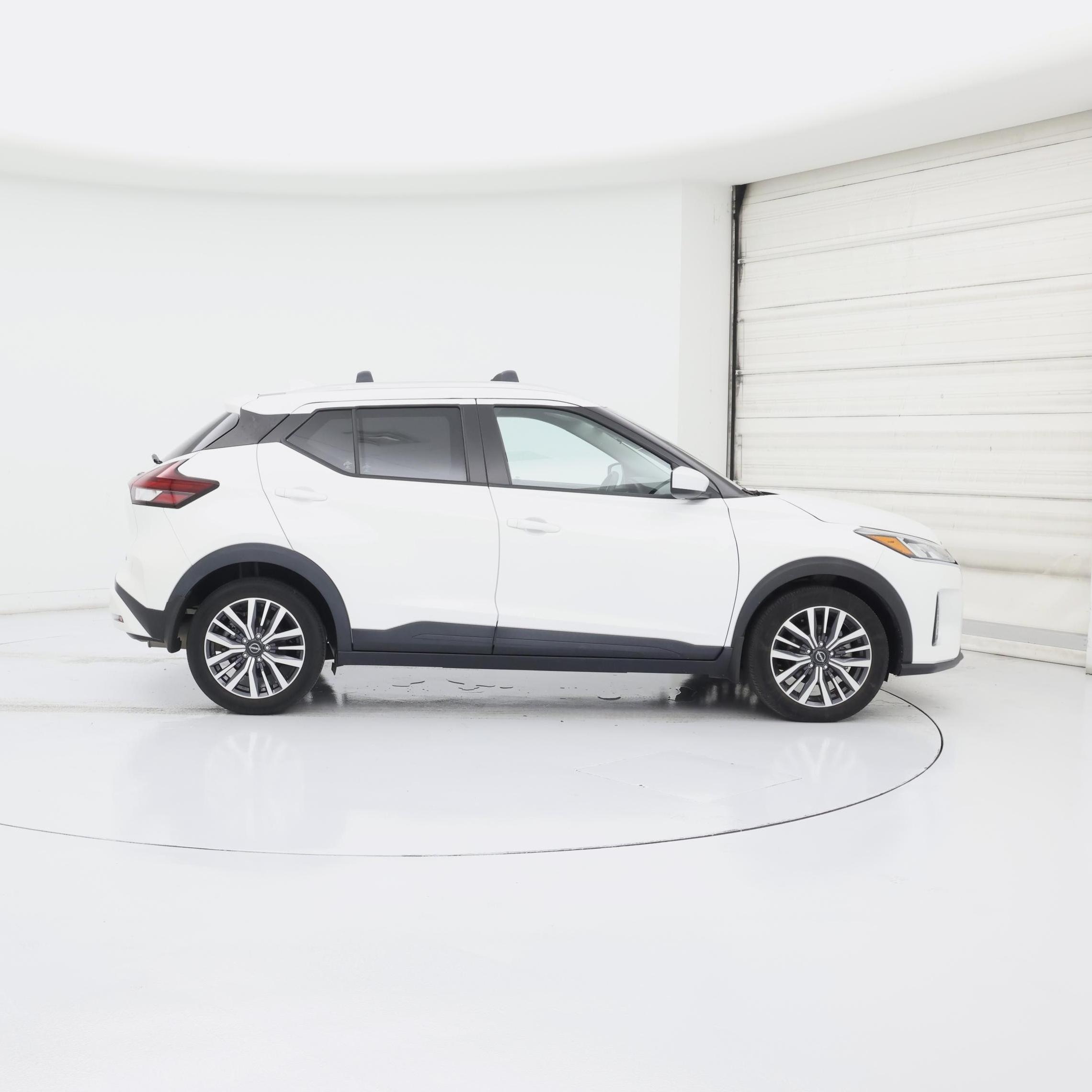 Thumbnail: 2022 Nissan Kicks - 7