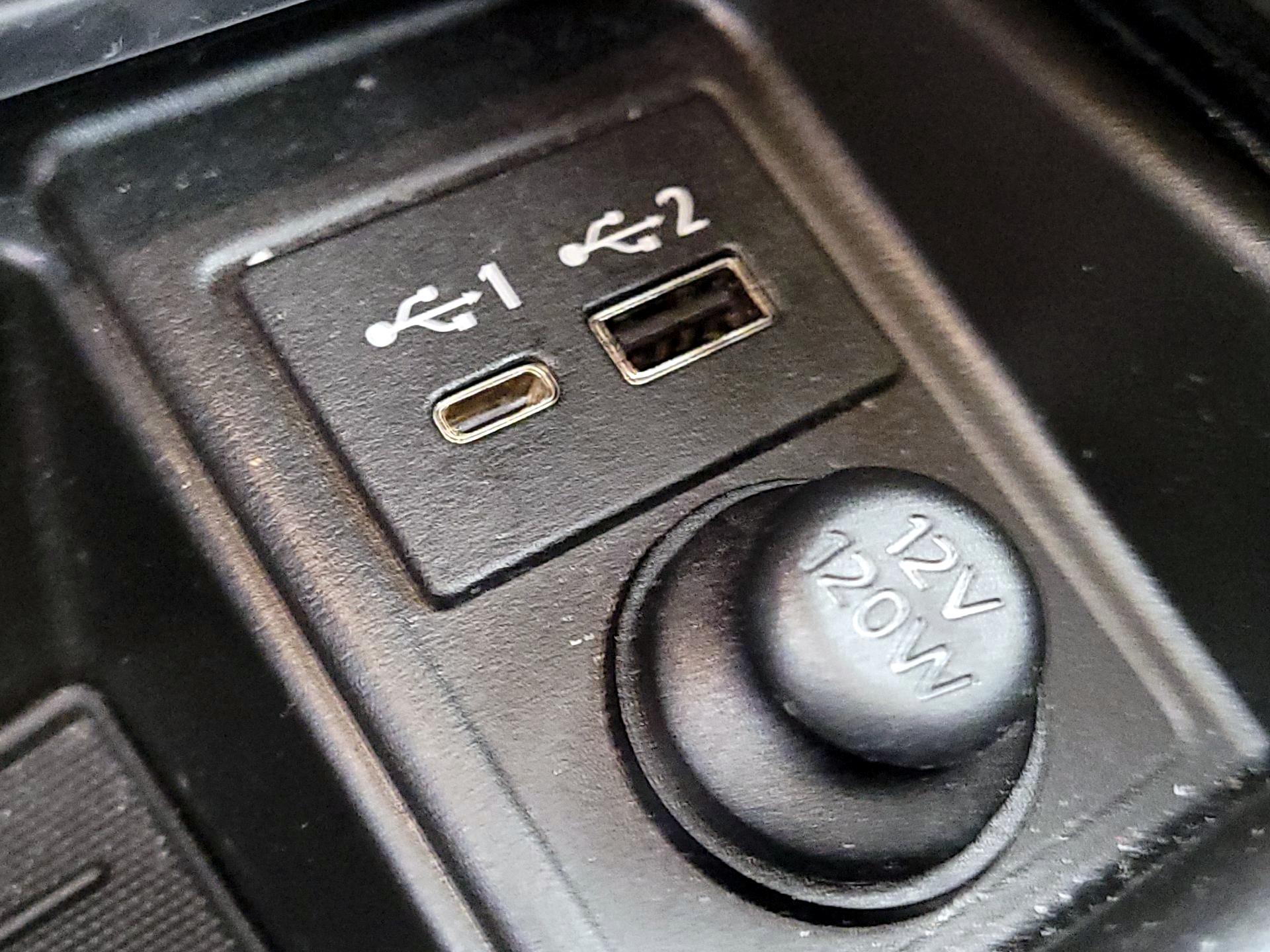 Thumbnail: 2022 INFINITI QX50 - 18