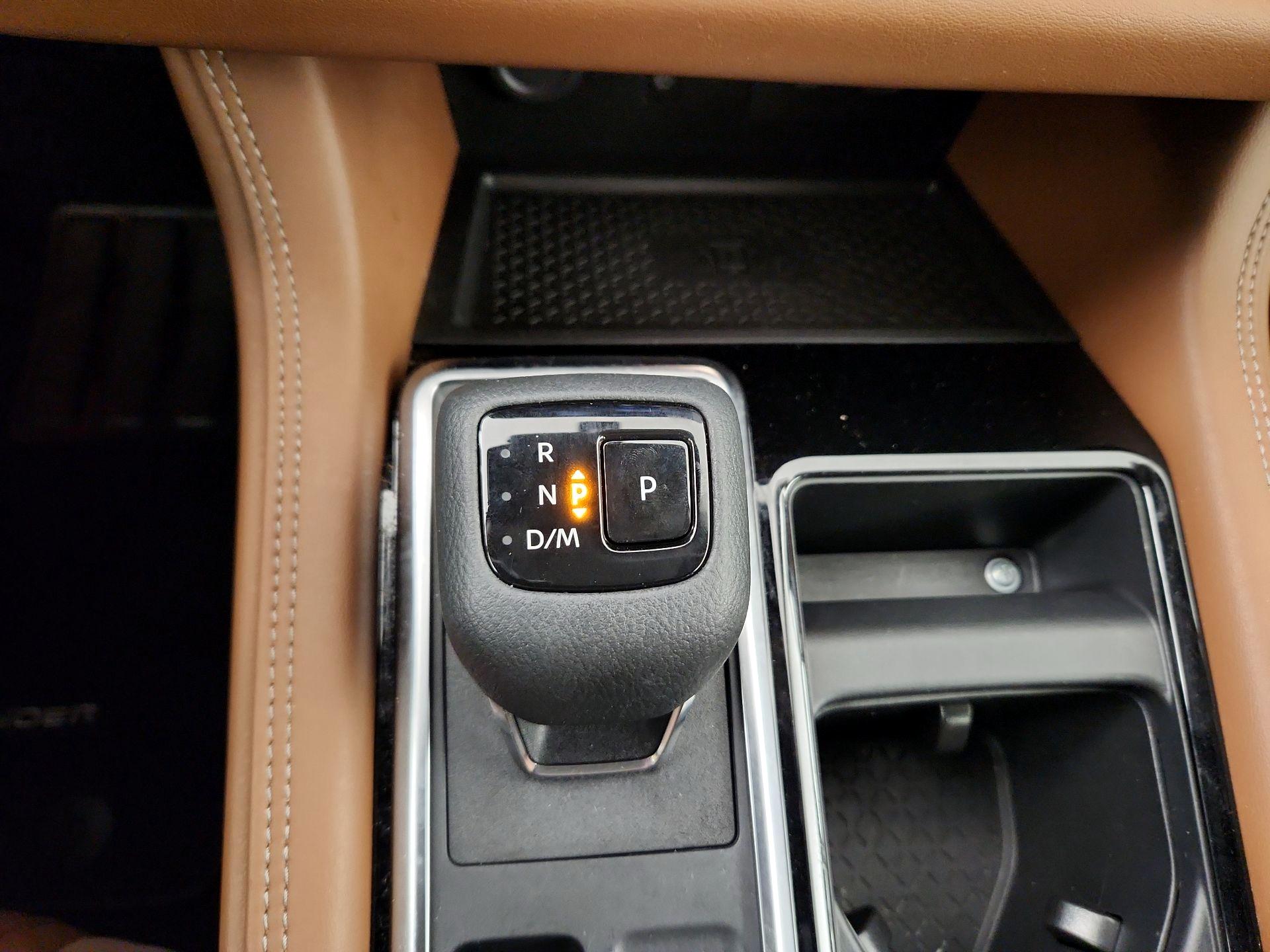 Thumbnail: 2023 Nissan Pathfinder - 16