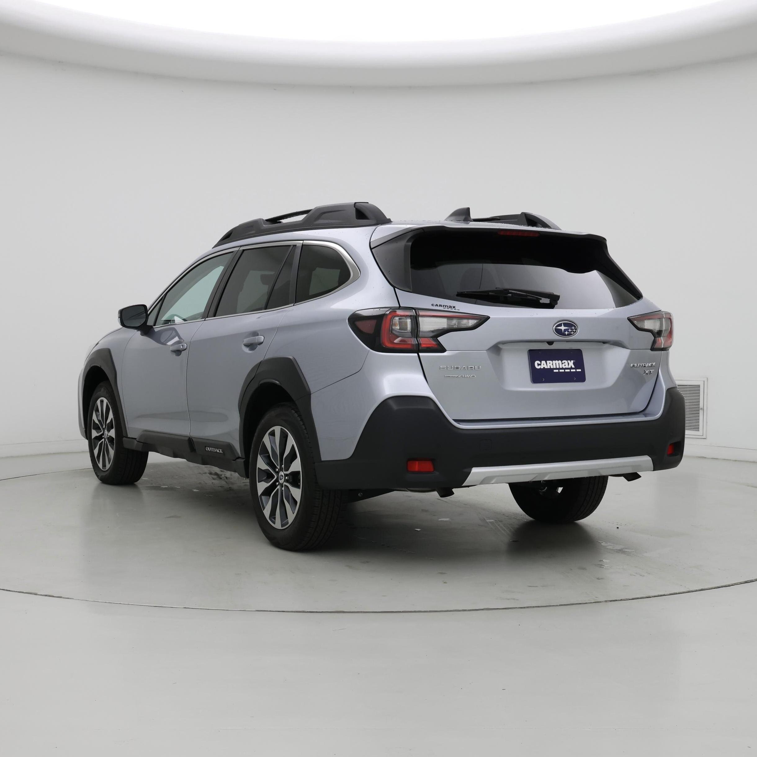 Thumbnail: 2023 Subaru Outback - 2