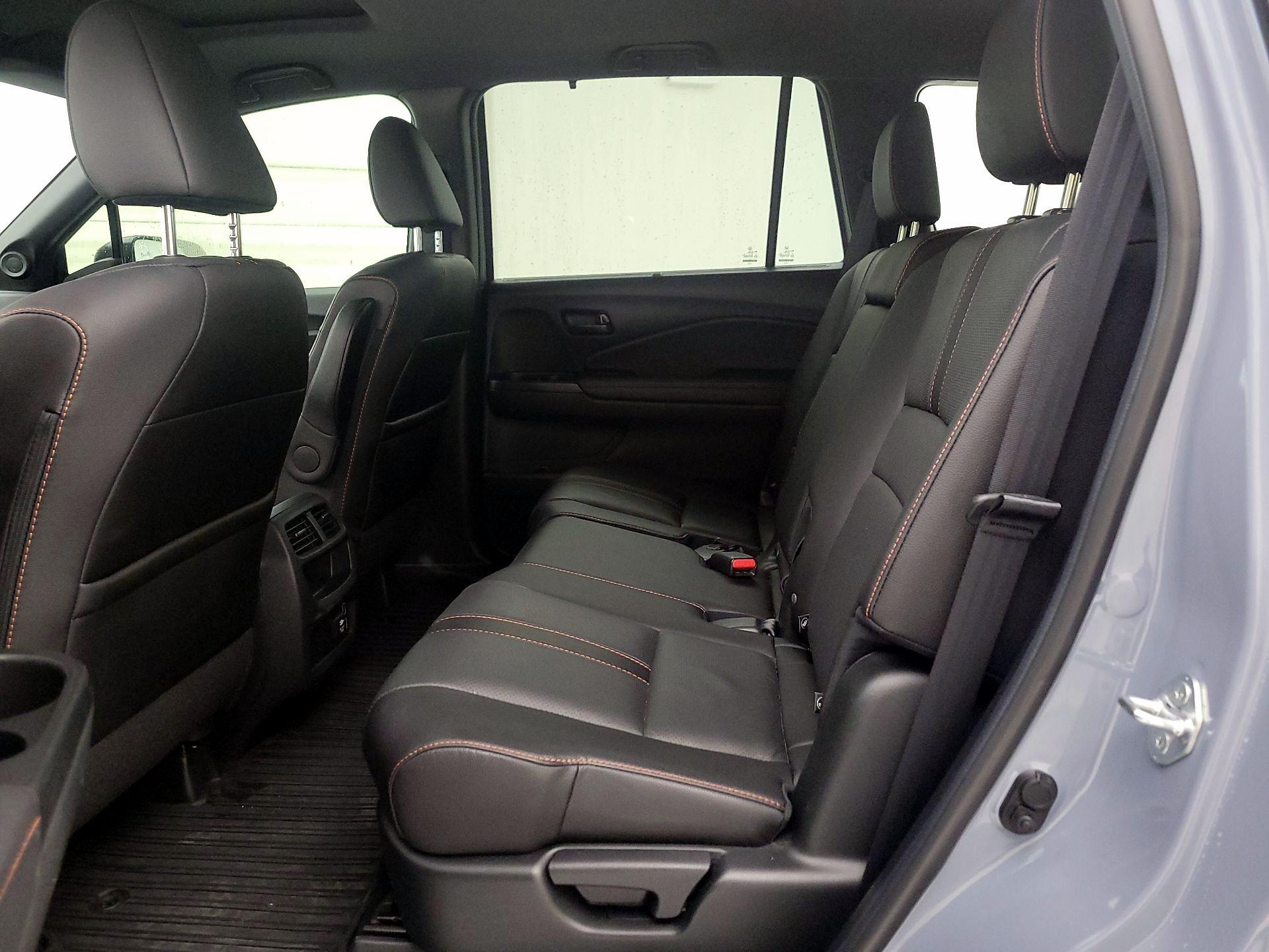 Thumbnail: 2022 Honda Passport - 19