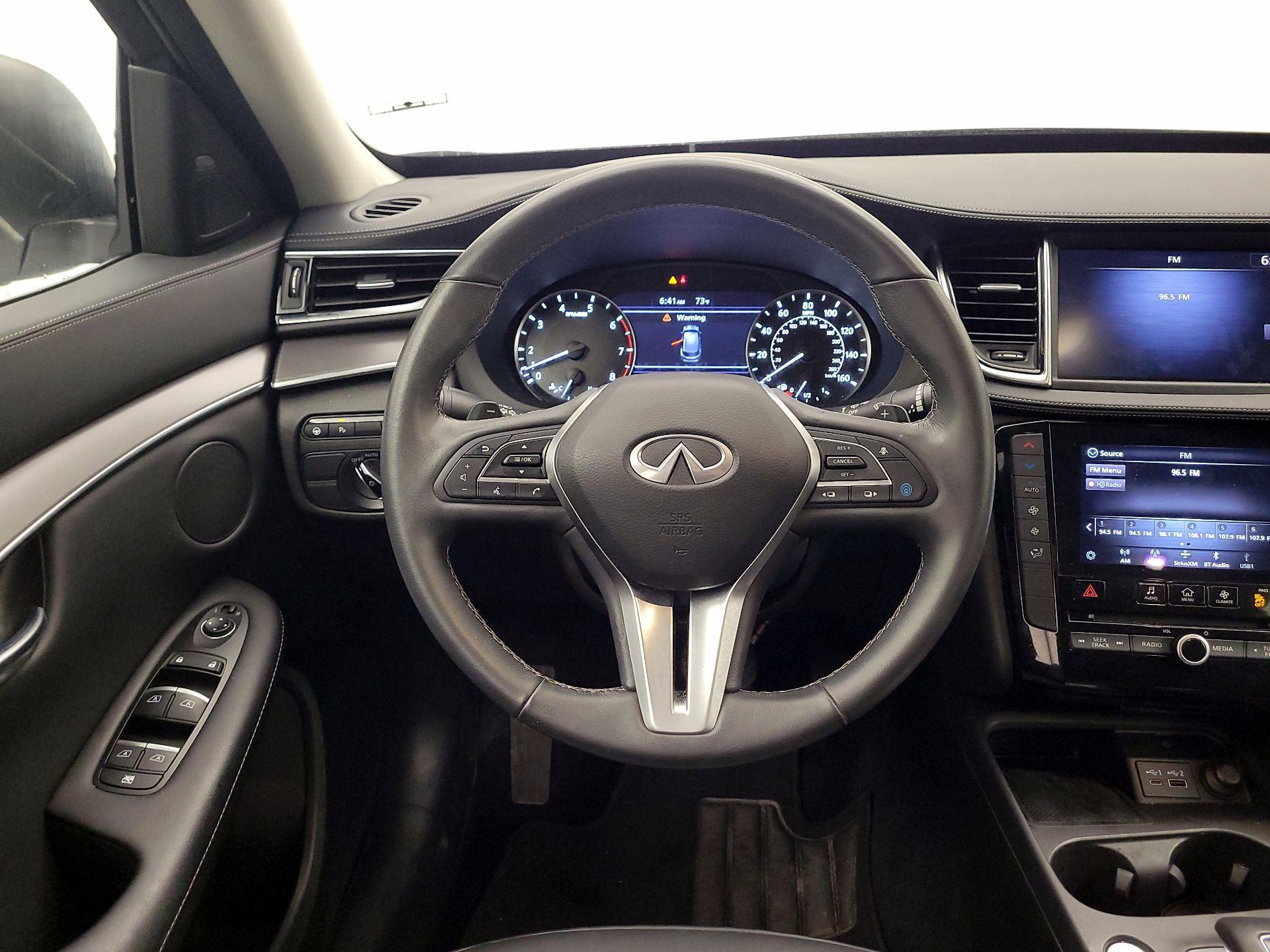 Thumbnail: 2023 INFINITI QX50 - 10