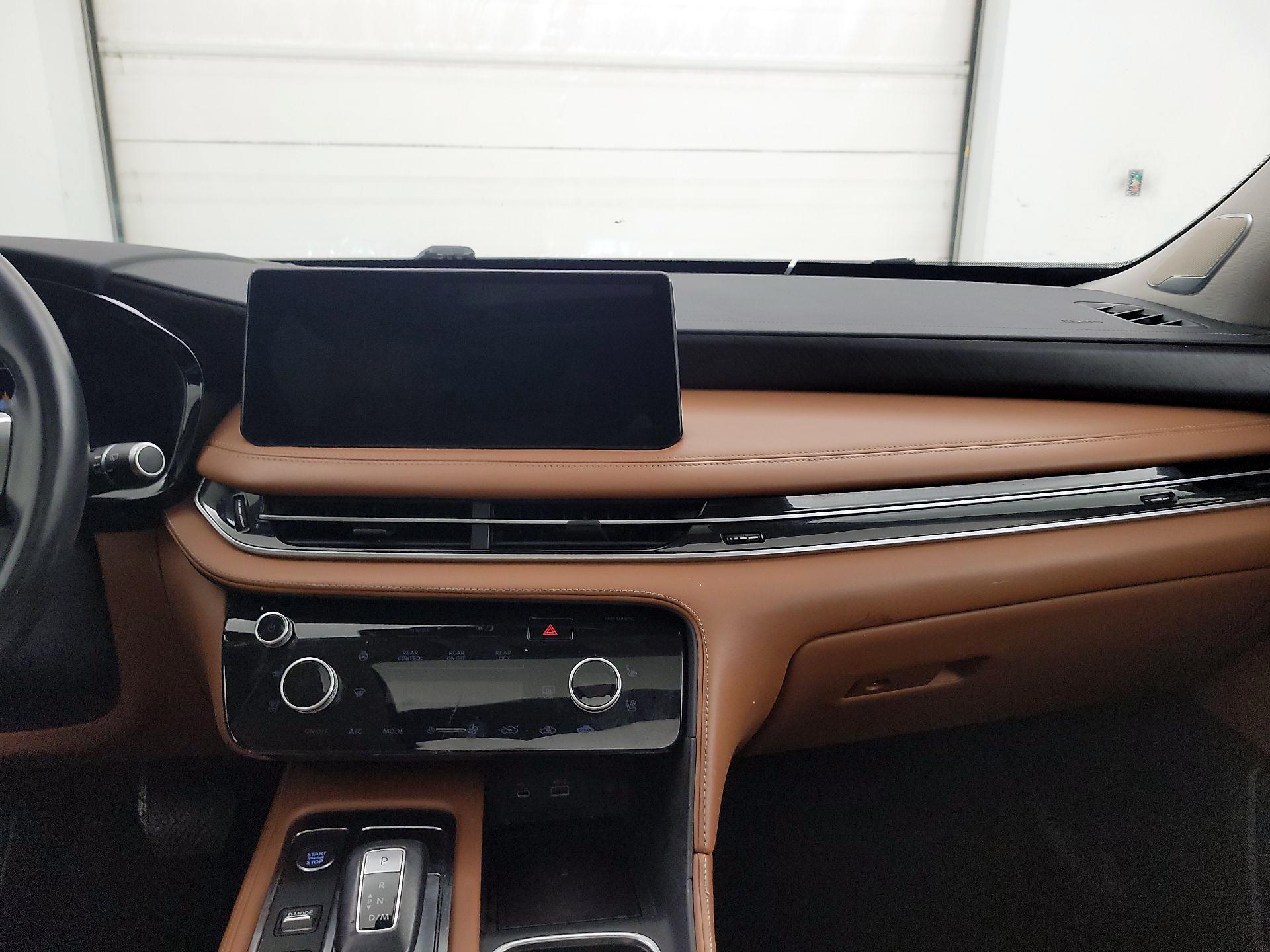 Thumbnail: 2023 INFINITI QX60 - 9