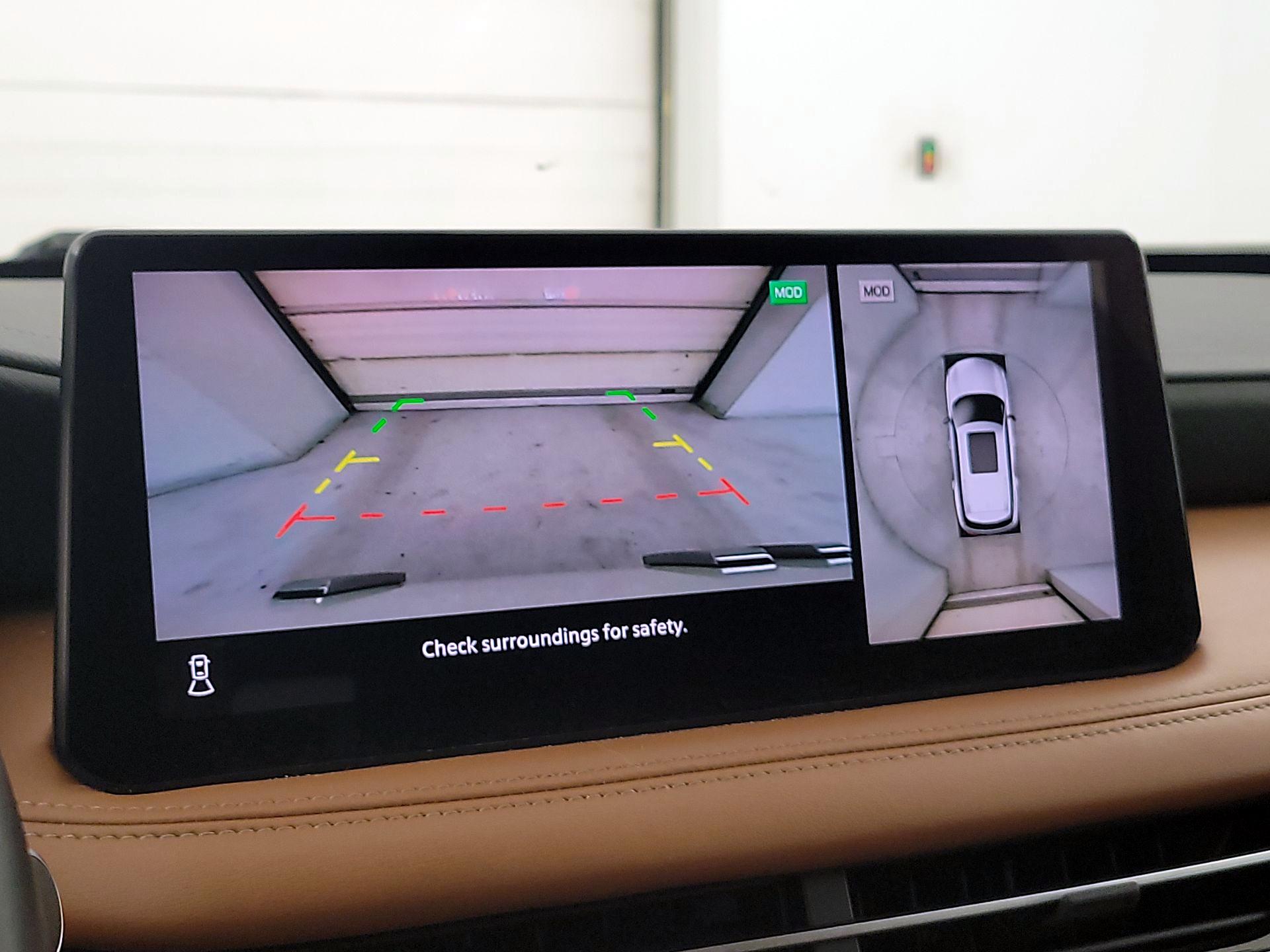 Thumbnail: 2023 INFINITI QX60 - 15