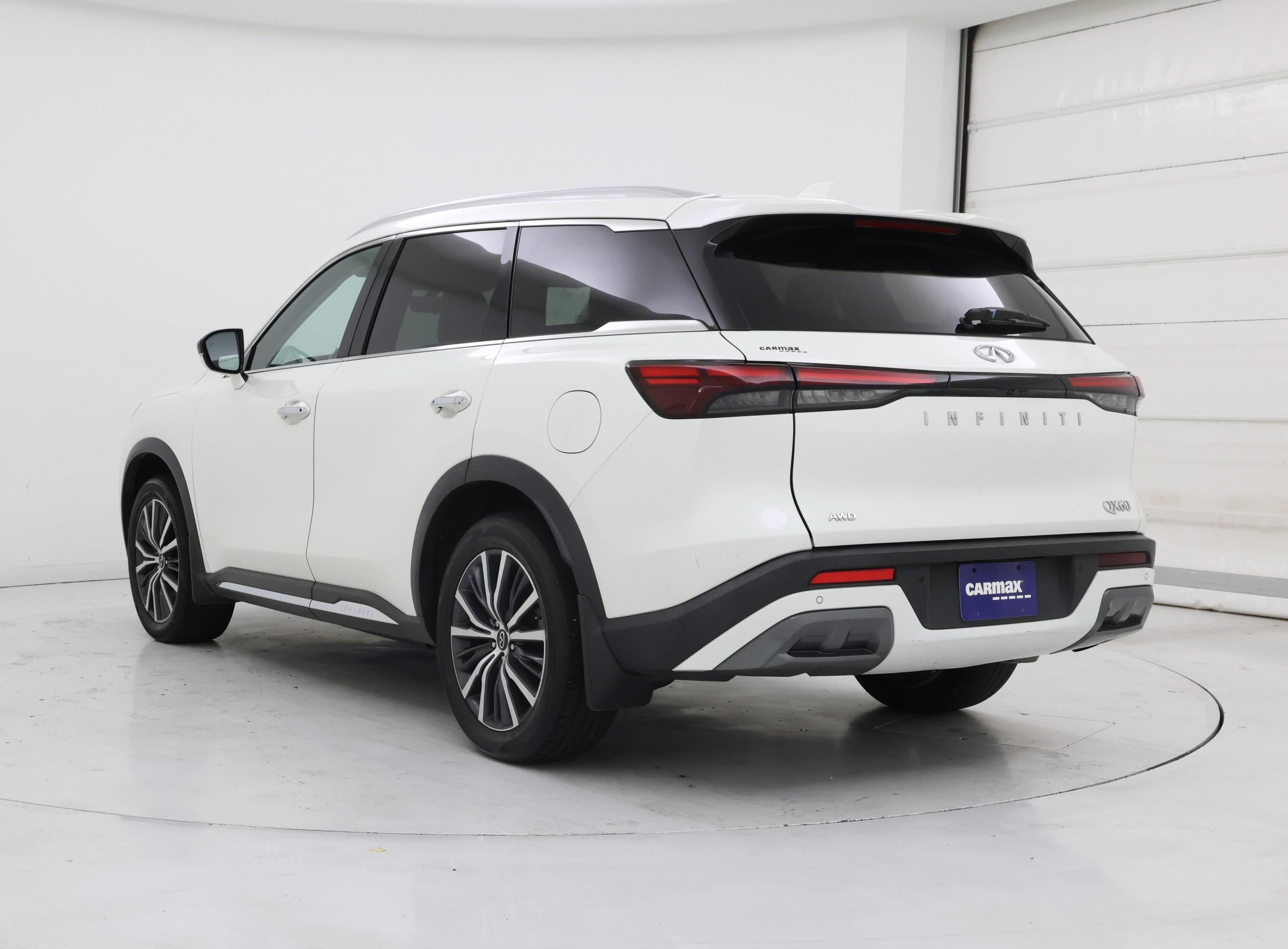 Thumbnail: 2023 INFINITI QX60 - 2