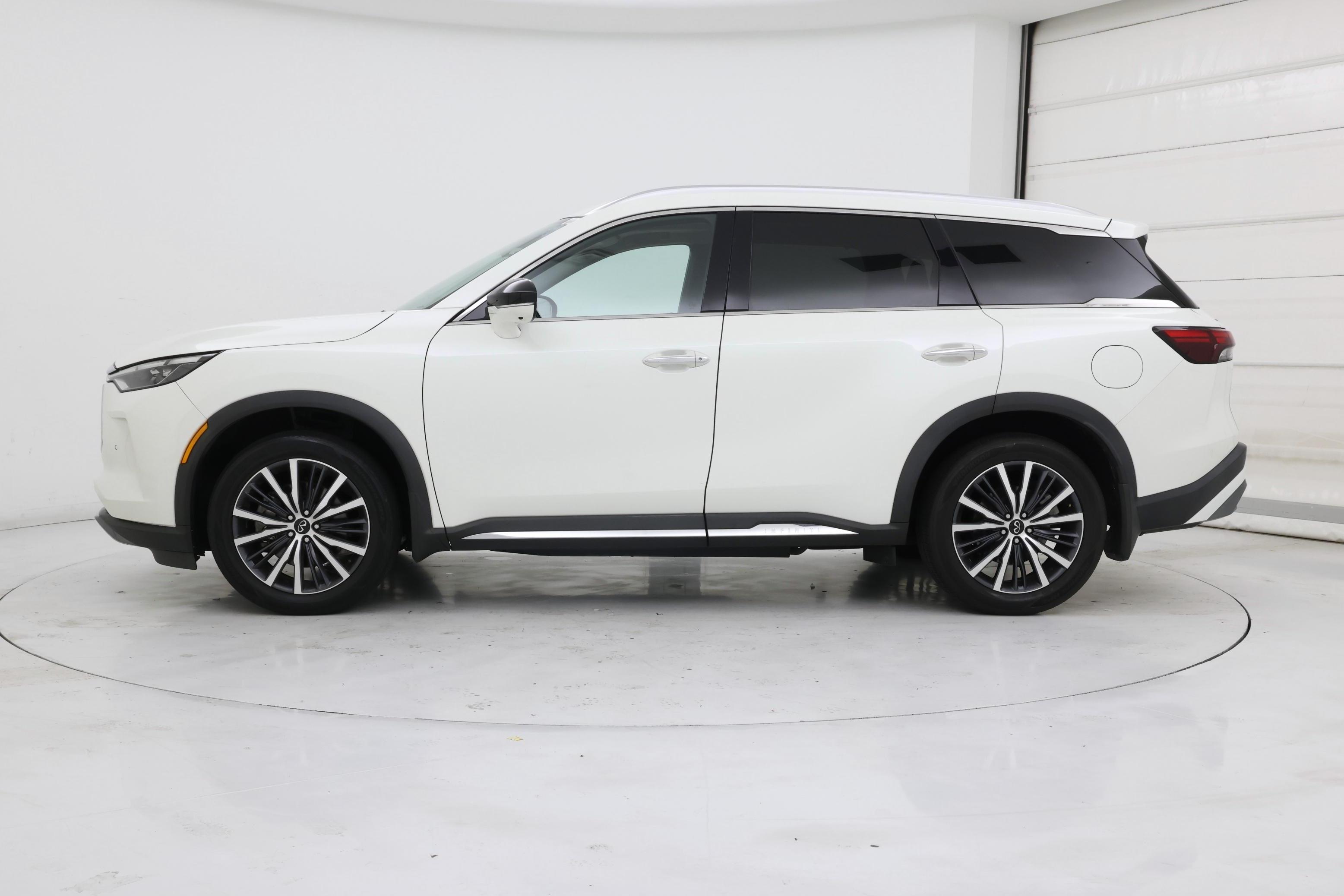 Thumbnail: 2023 INFINITI QX60 - 3