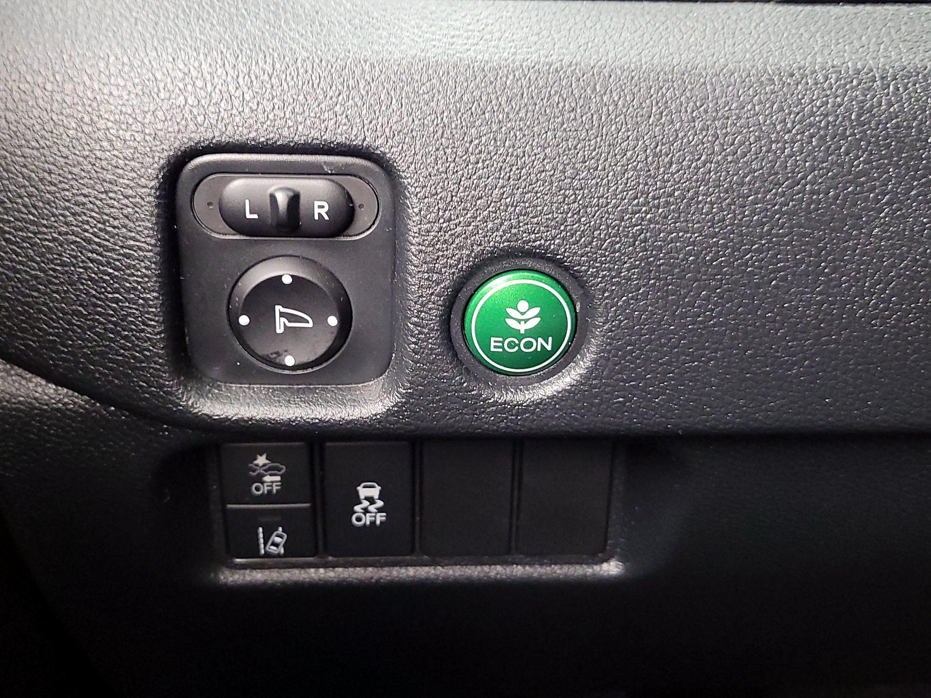 Thumbnail: 2022 Honda Pilot - 13