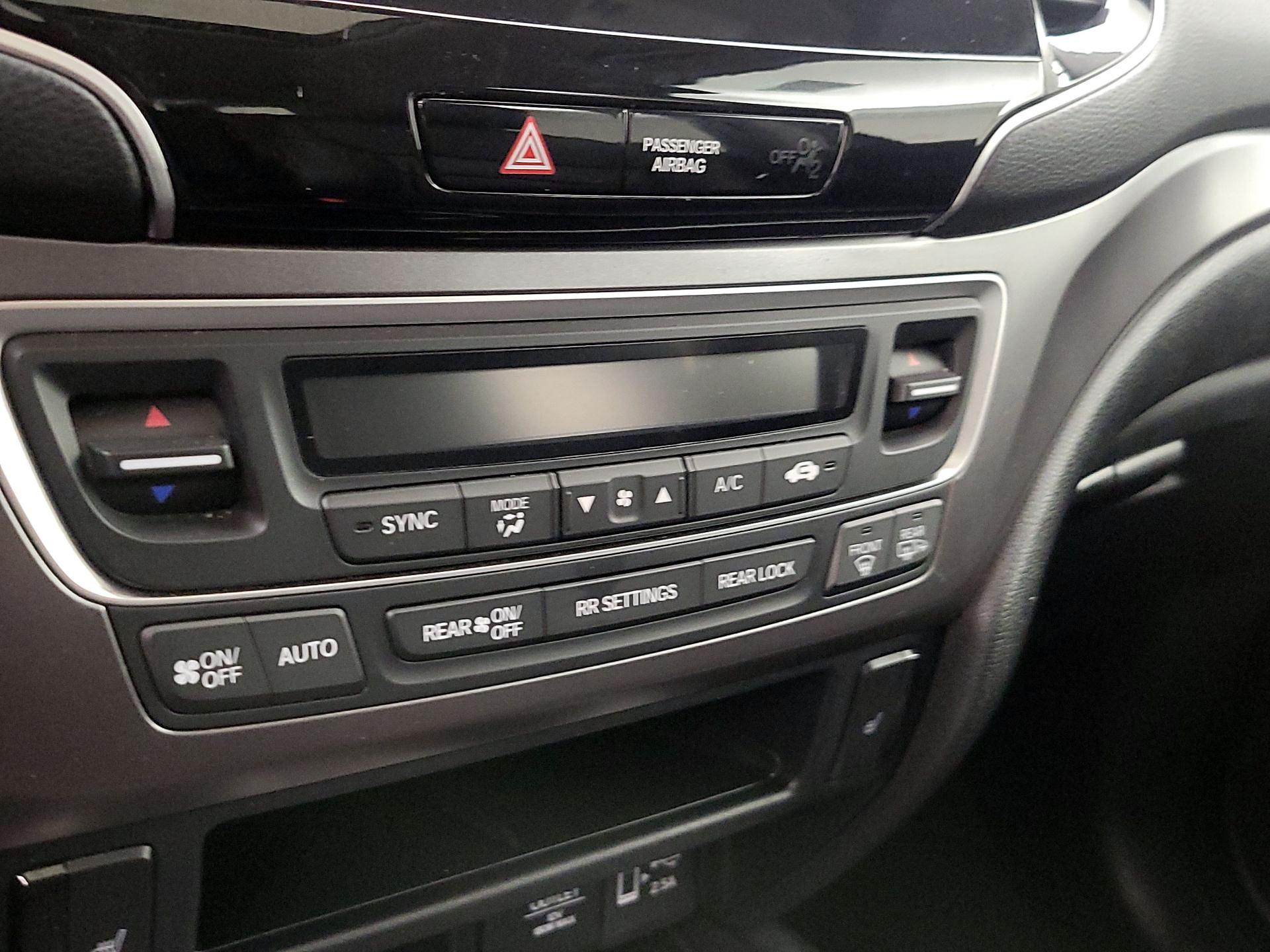 Thumbnail: 2022 Honda Pilot - 16