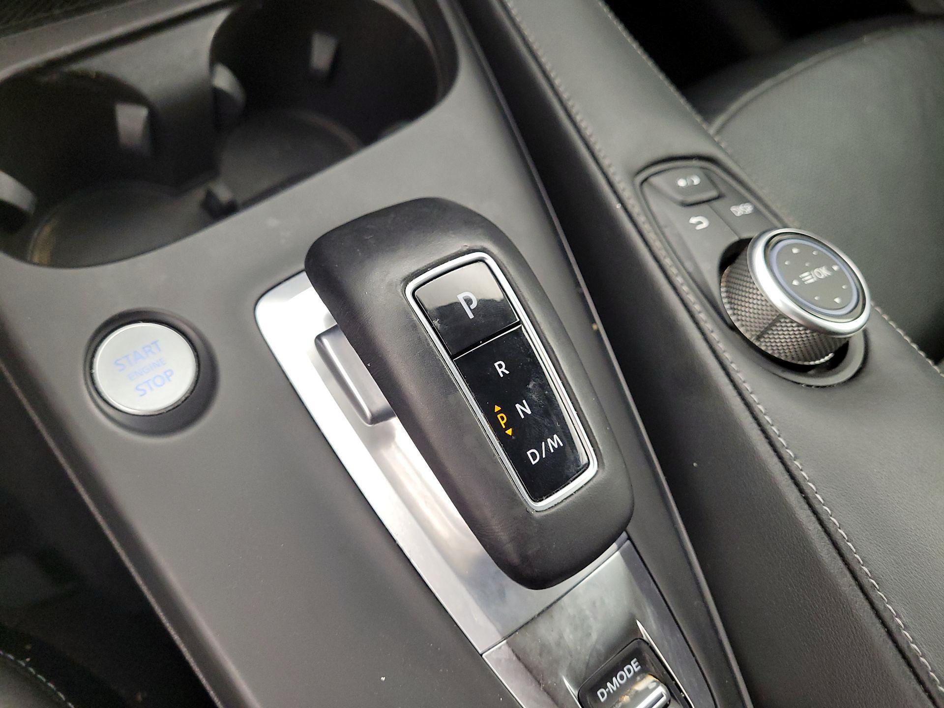 Thumbnail: 2023 INFINITI QX50 - 17