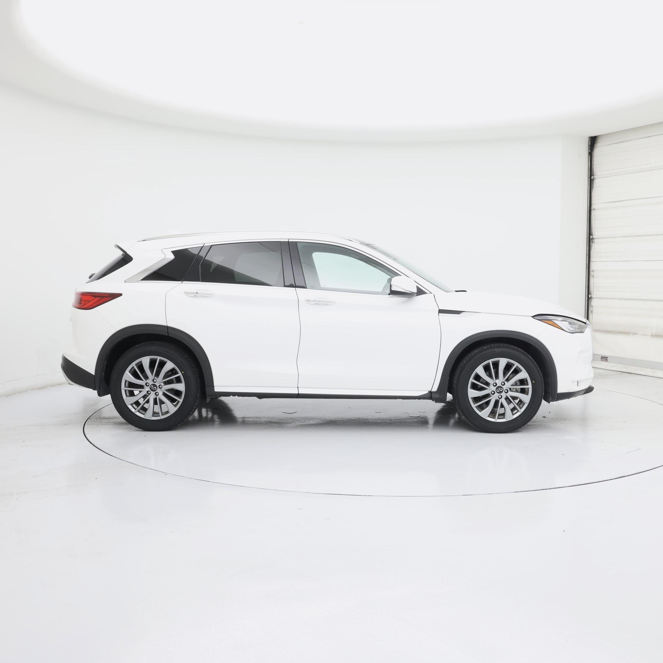 Thumbnail: 2023 INFINITI QX50 - 7