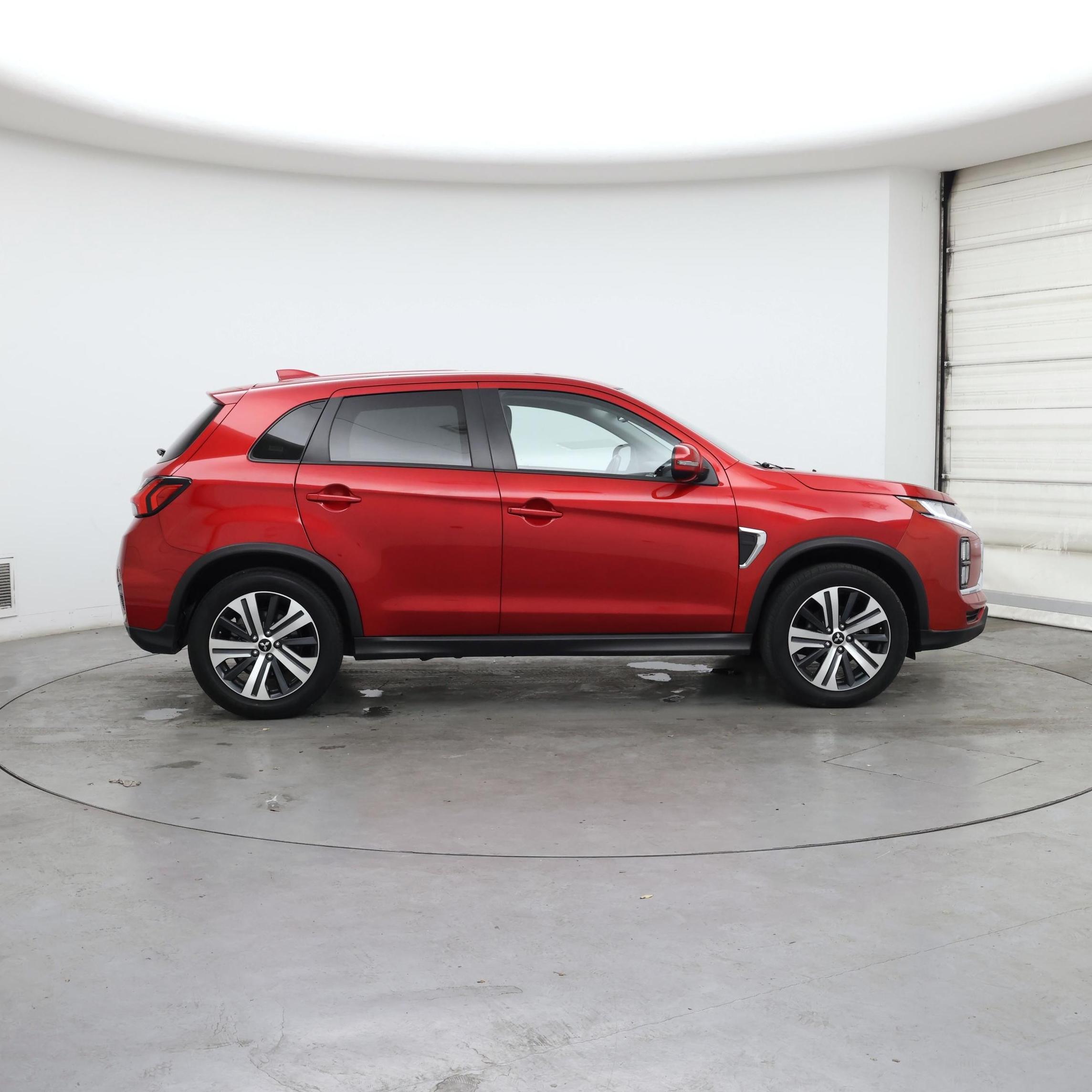 Thumbnail: 2024 Mitsubishi Outlander Sport - 7